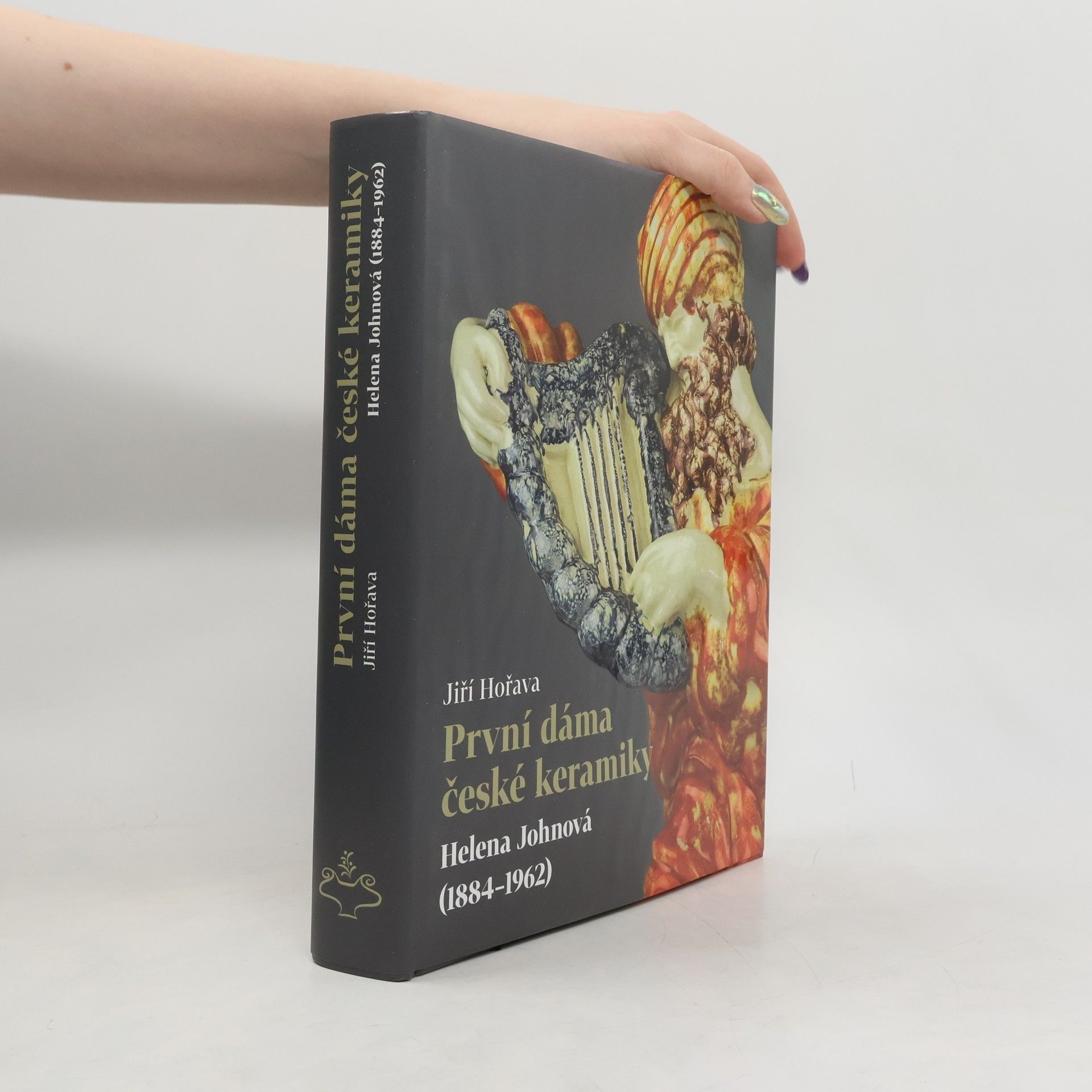 První dáma české keramiky - Helena Johnová (1884-1962)