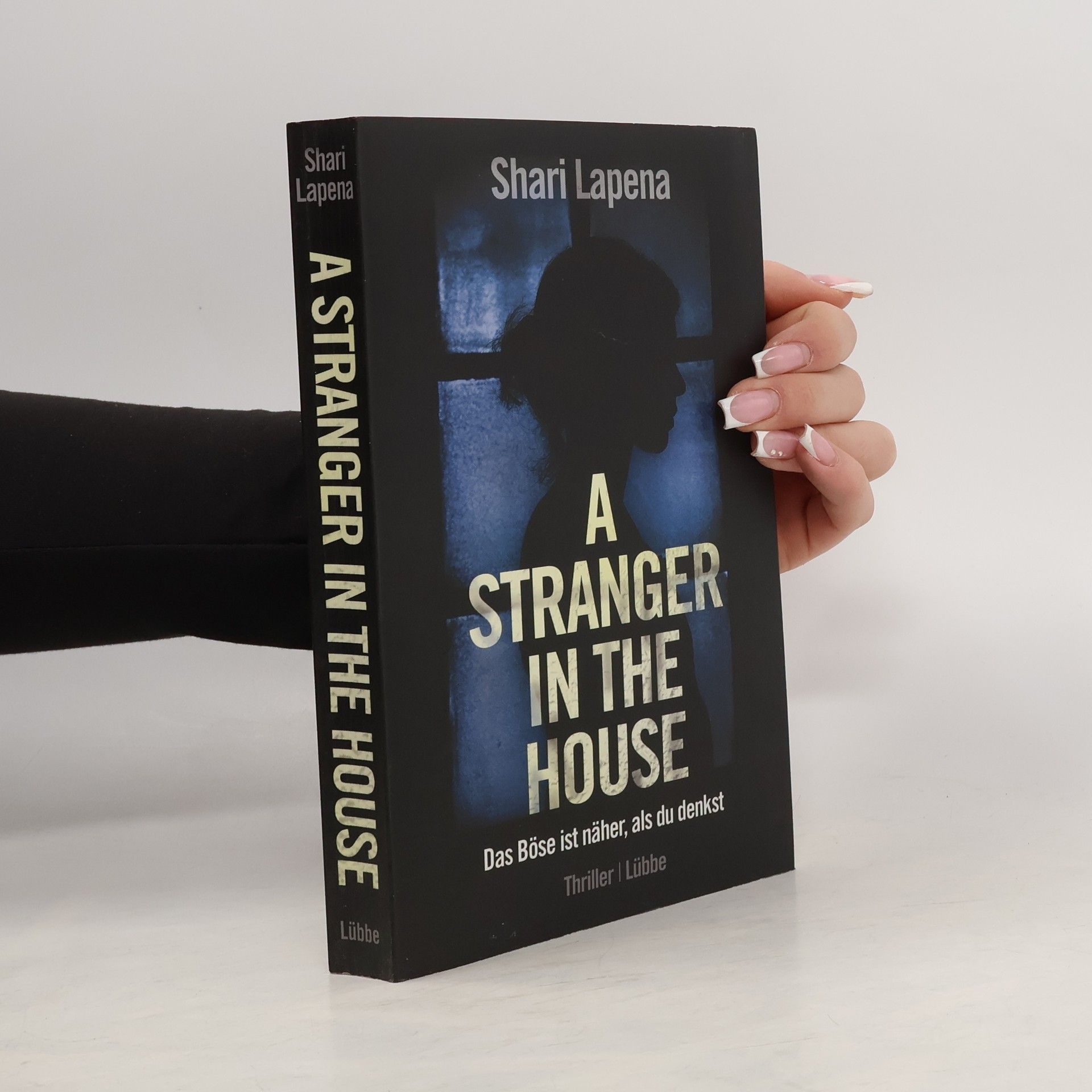 Shari Lapena A stranger in the house