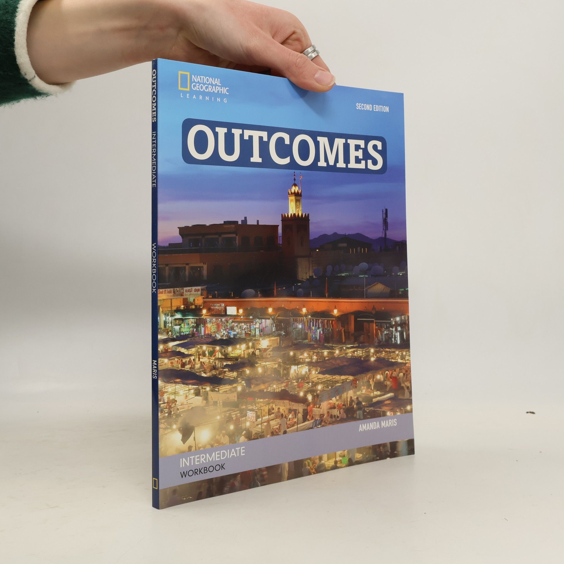 Amanda Maris Outcomes. Intermediate. Workbook