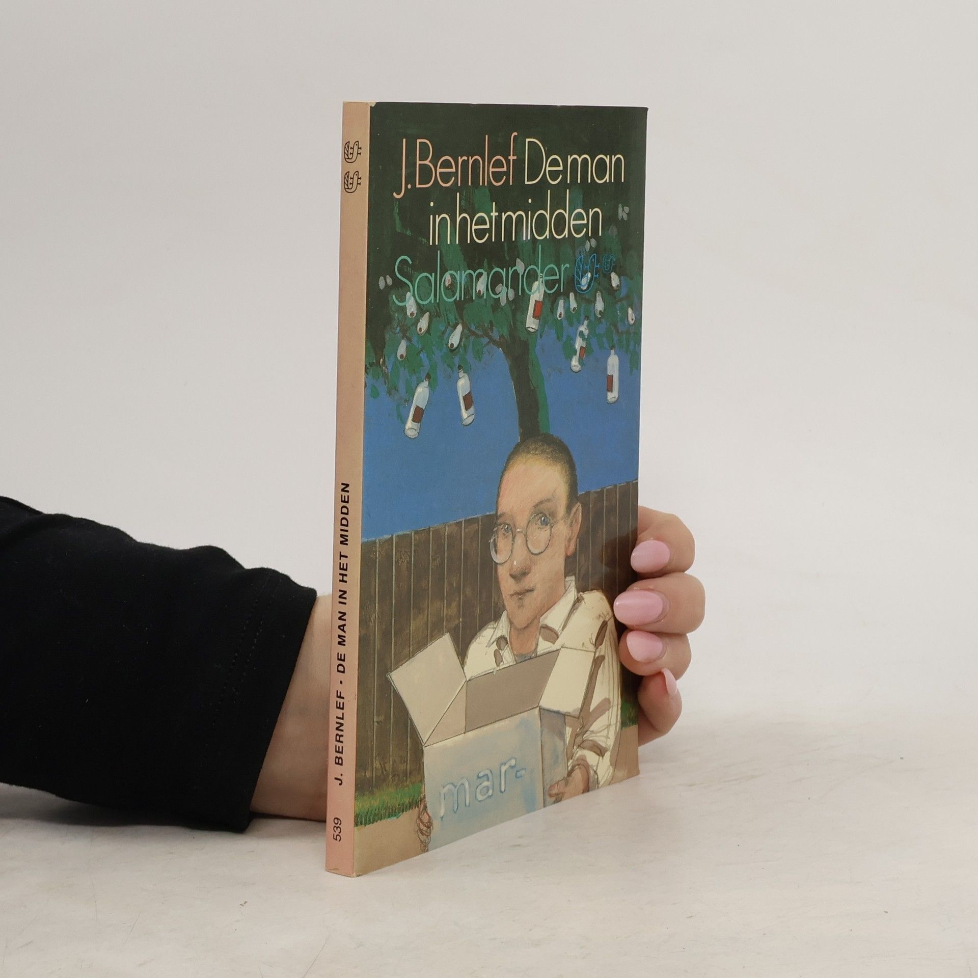 J. Bernlef De man in het midden