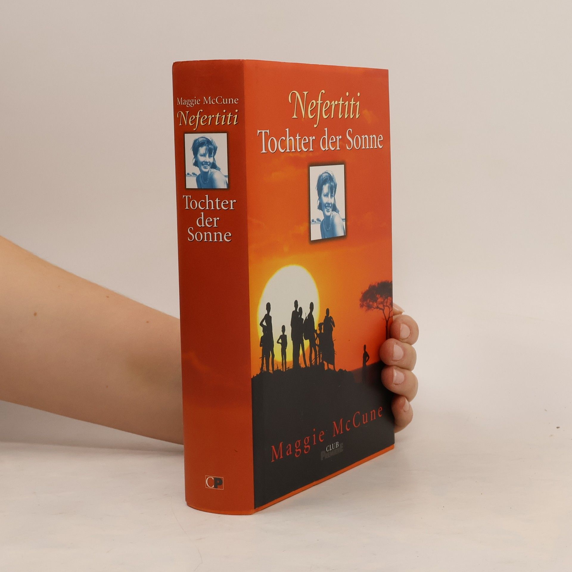 Nefertiti. Tochter der Sonne