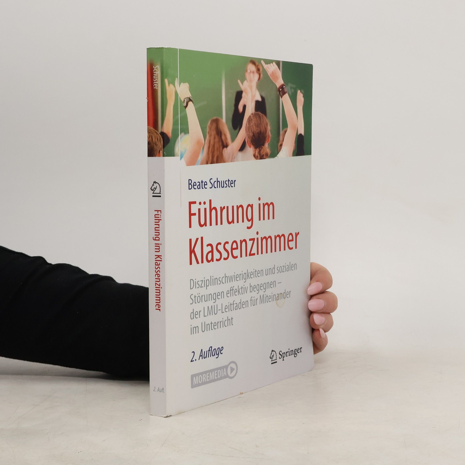 Beate Schuster Führung im Klassenzimmer