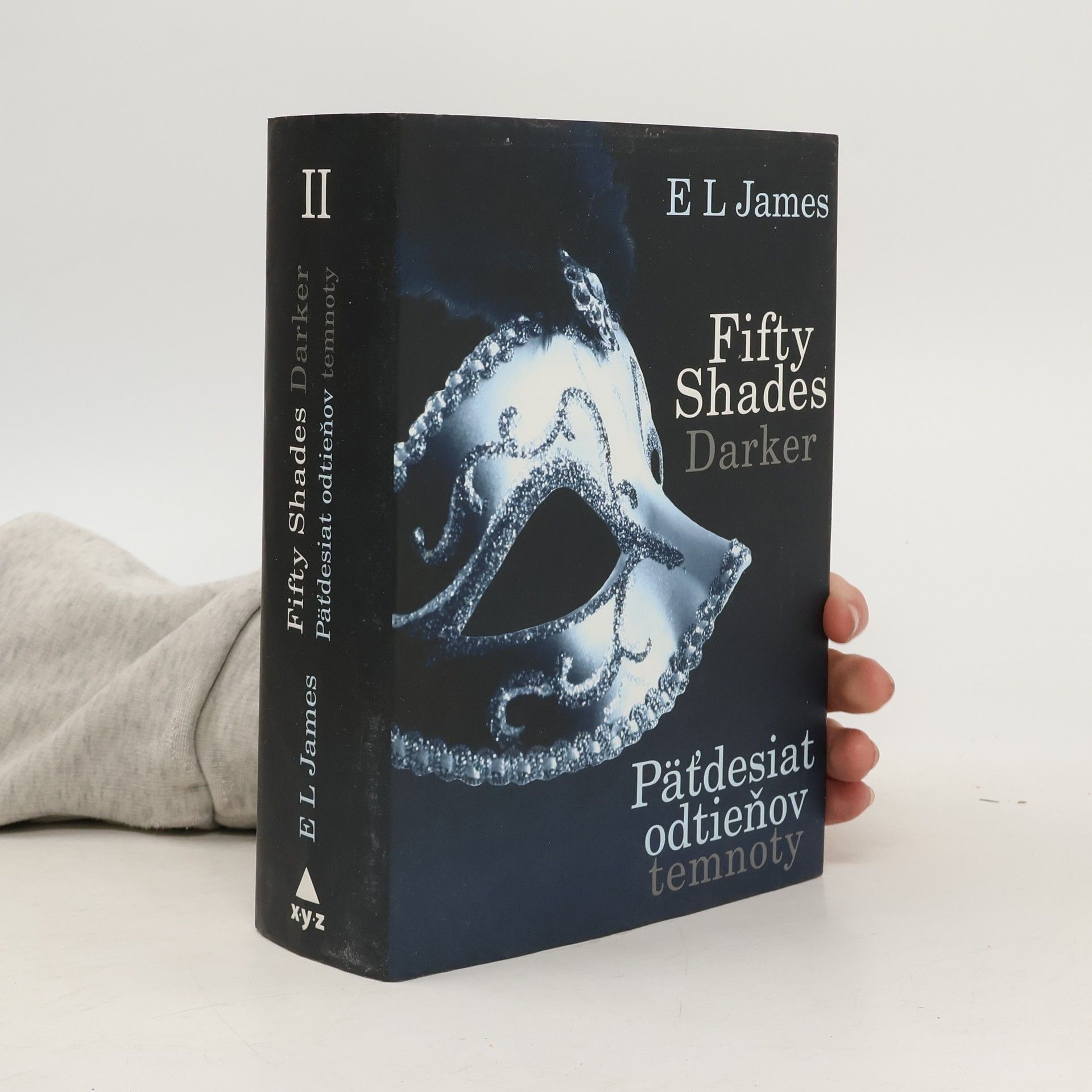 E L James Päťdesiat odtieňov temnoty