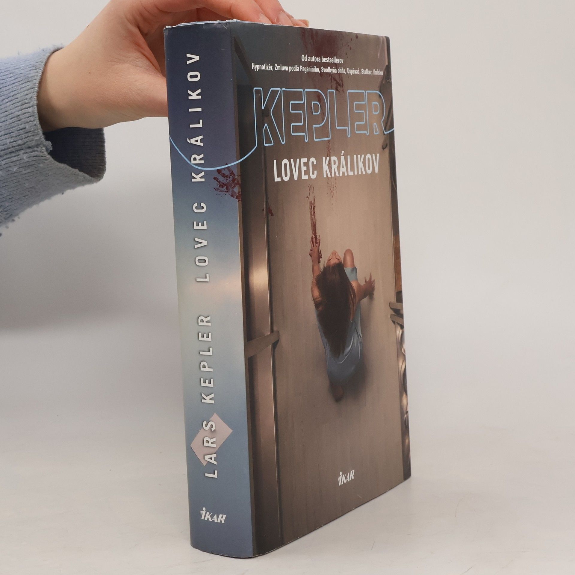 Lars Kepler Lovec králikov