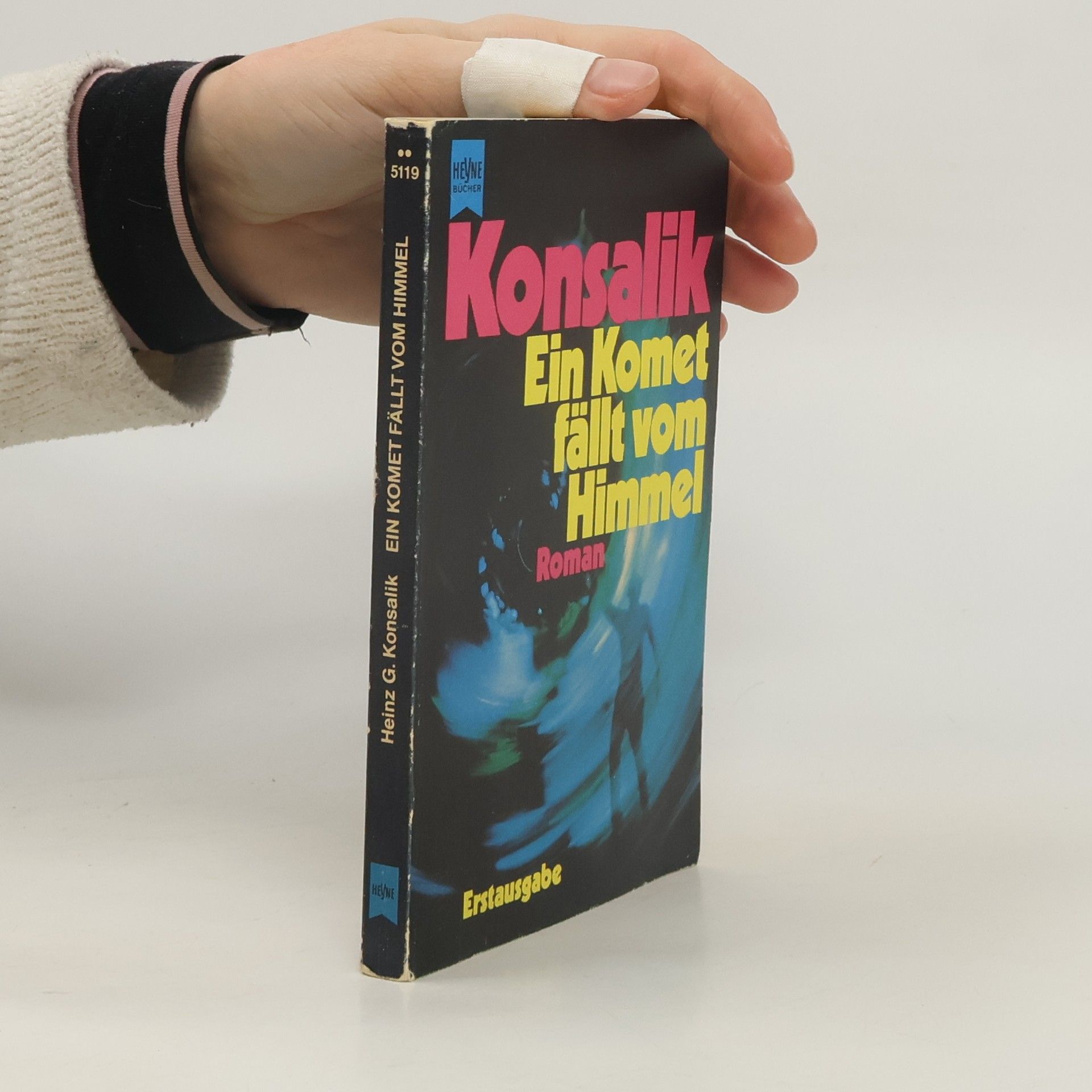 Ein Komet fällt vom Himmel