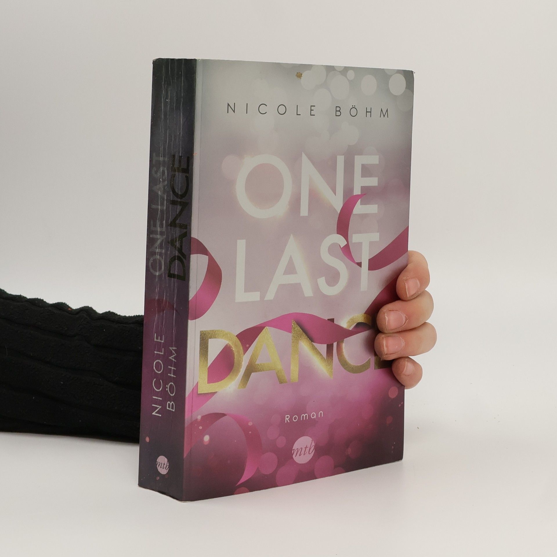 Nicole Böhm One Last Dance