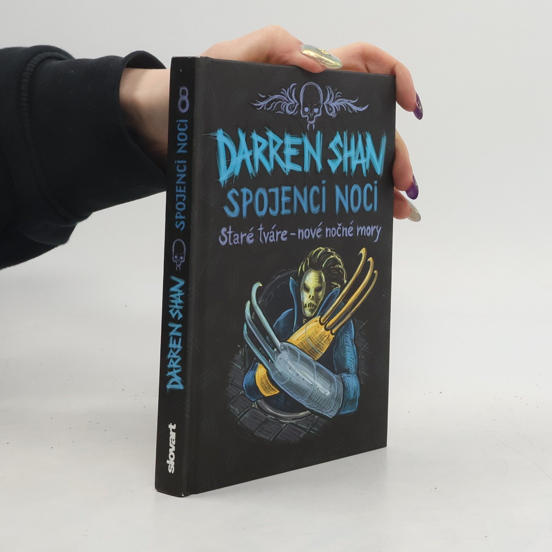 Darren O'Shaughnessy Příběhy Darrena Shana 8. Spojenci noci