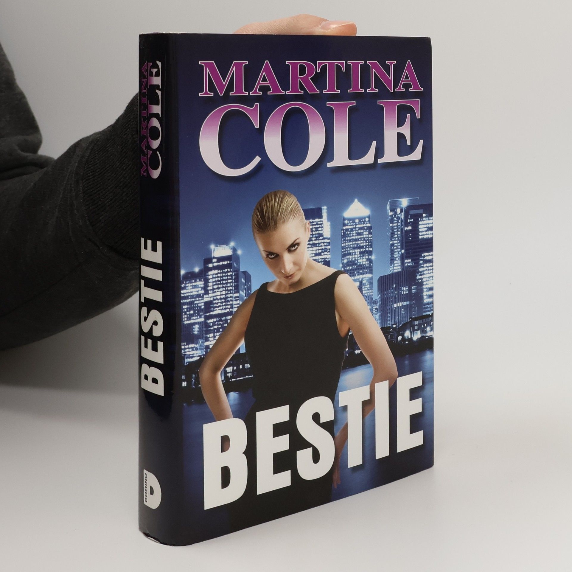 Martina Cole Bestie