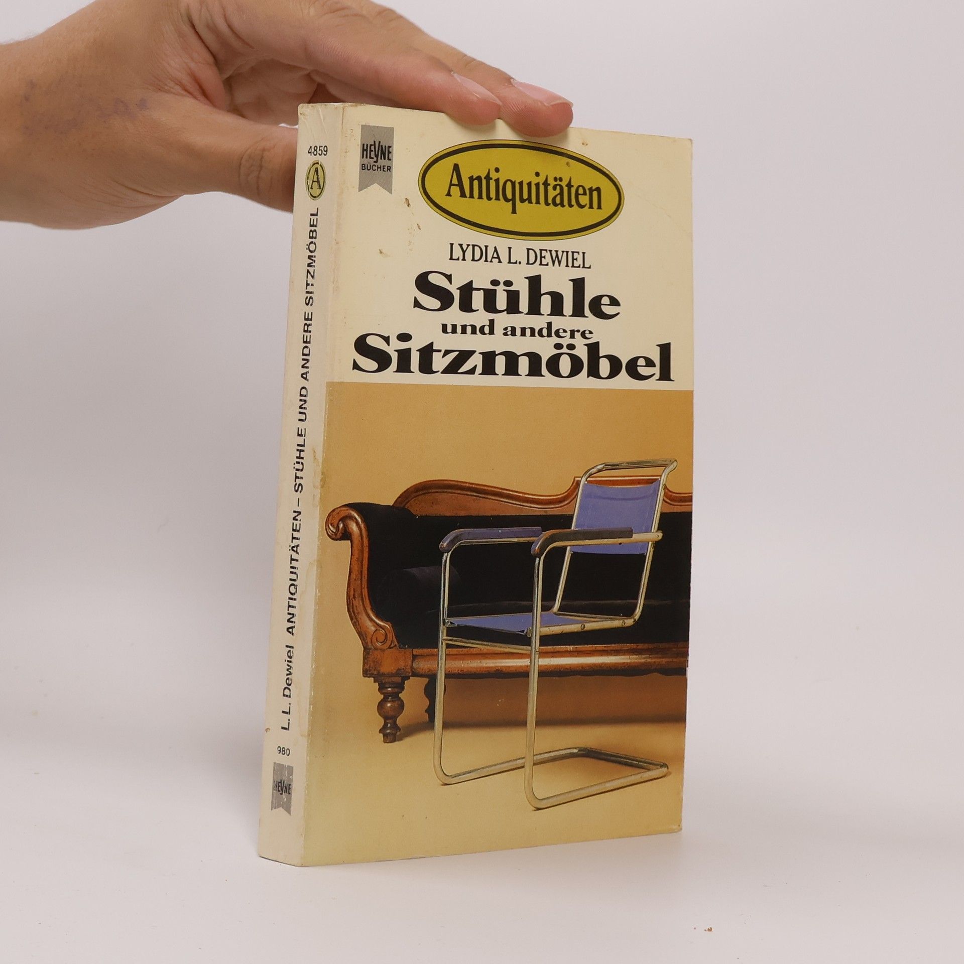 Lydia L. Dewiel Stühle und andere Sitzmöbel