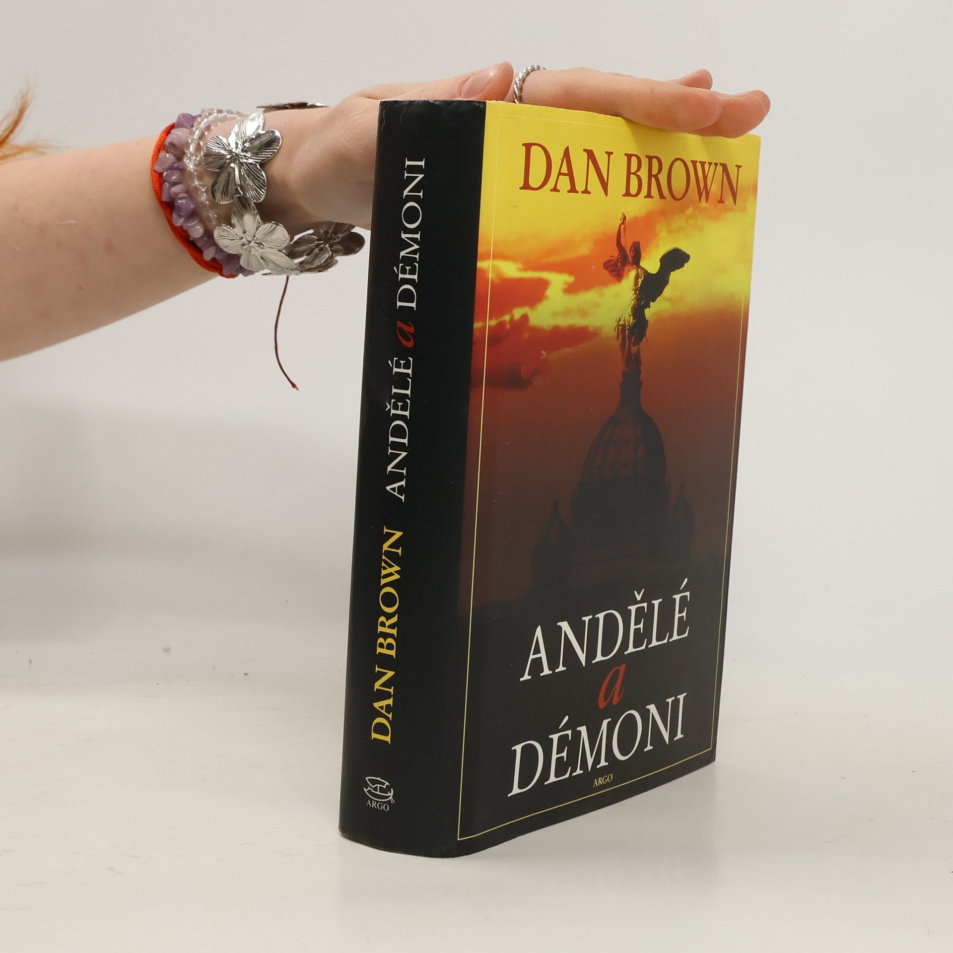 Dan Brown Andělé a démoni