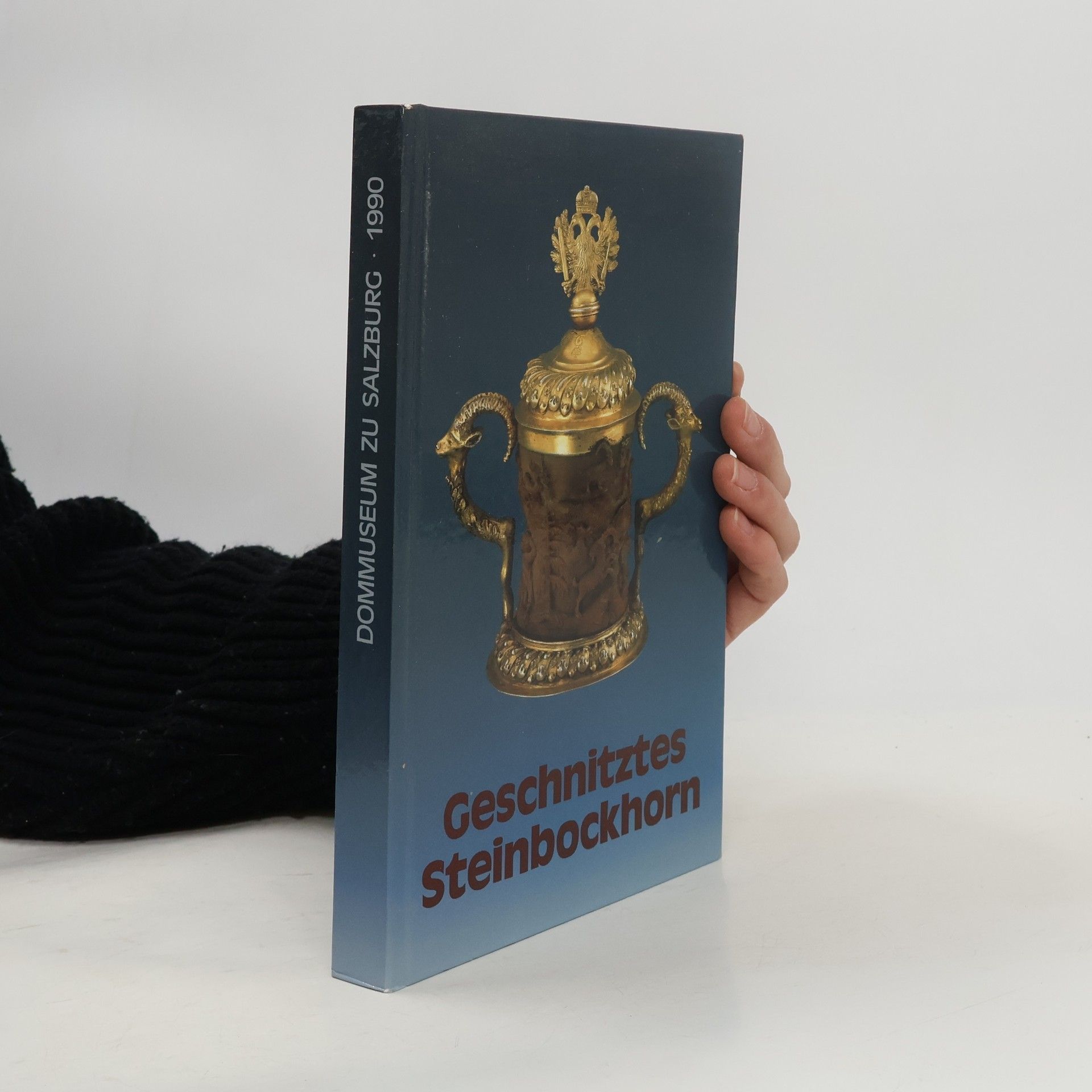 Collectif d'auteurs Geschnitztes Steinbockhorn