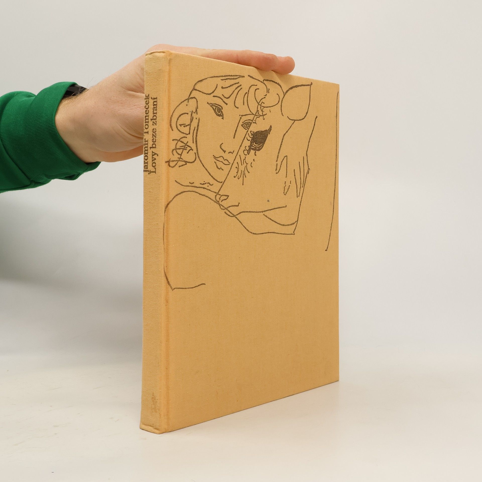 Jaromír Tomeček Lovy beze zbraní