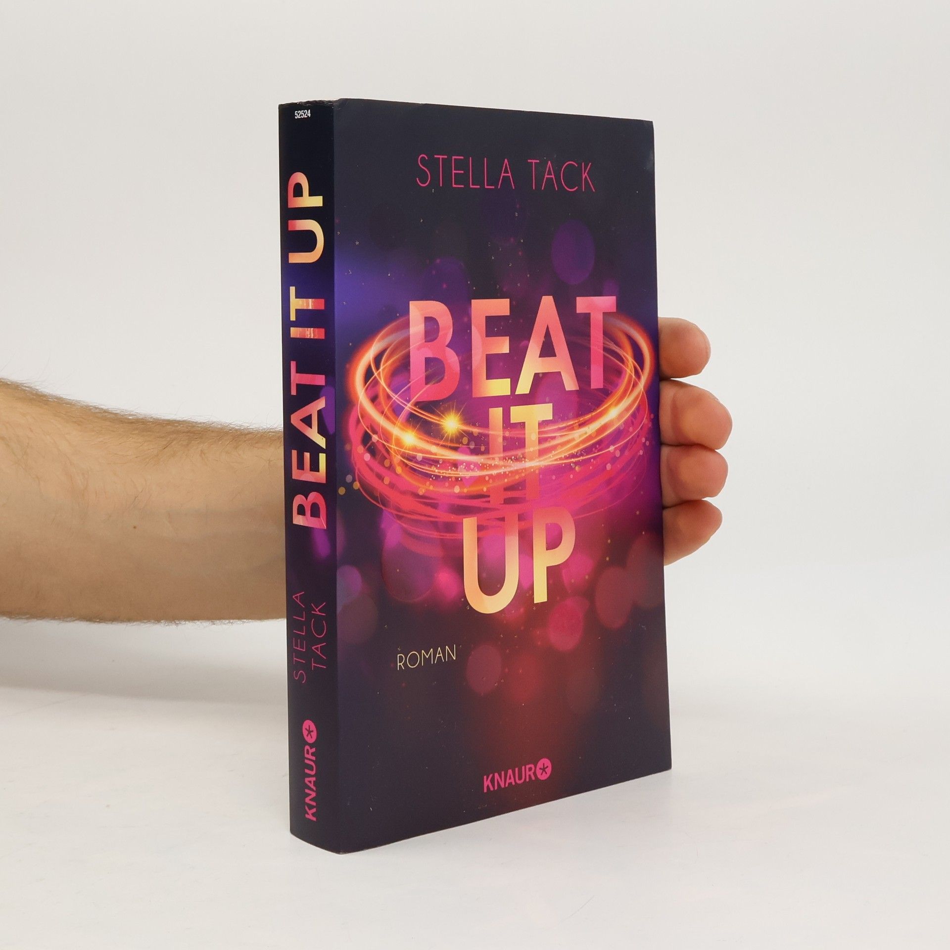 Stella Tack Beat It Up