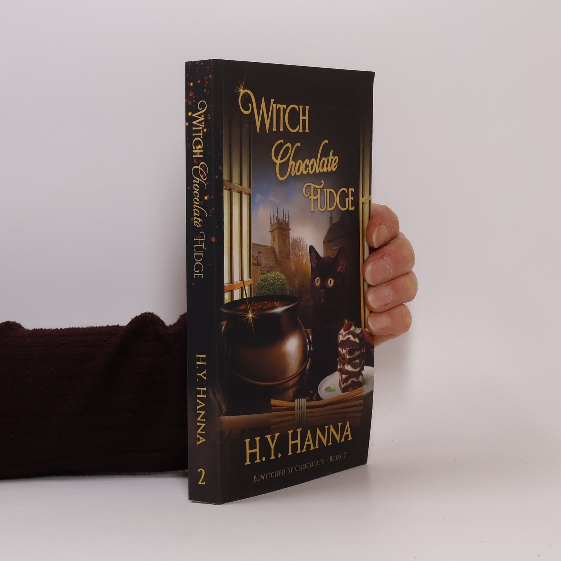 H. Y. Hanna Witch Chocolate Fudge 2