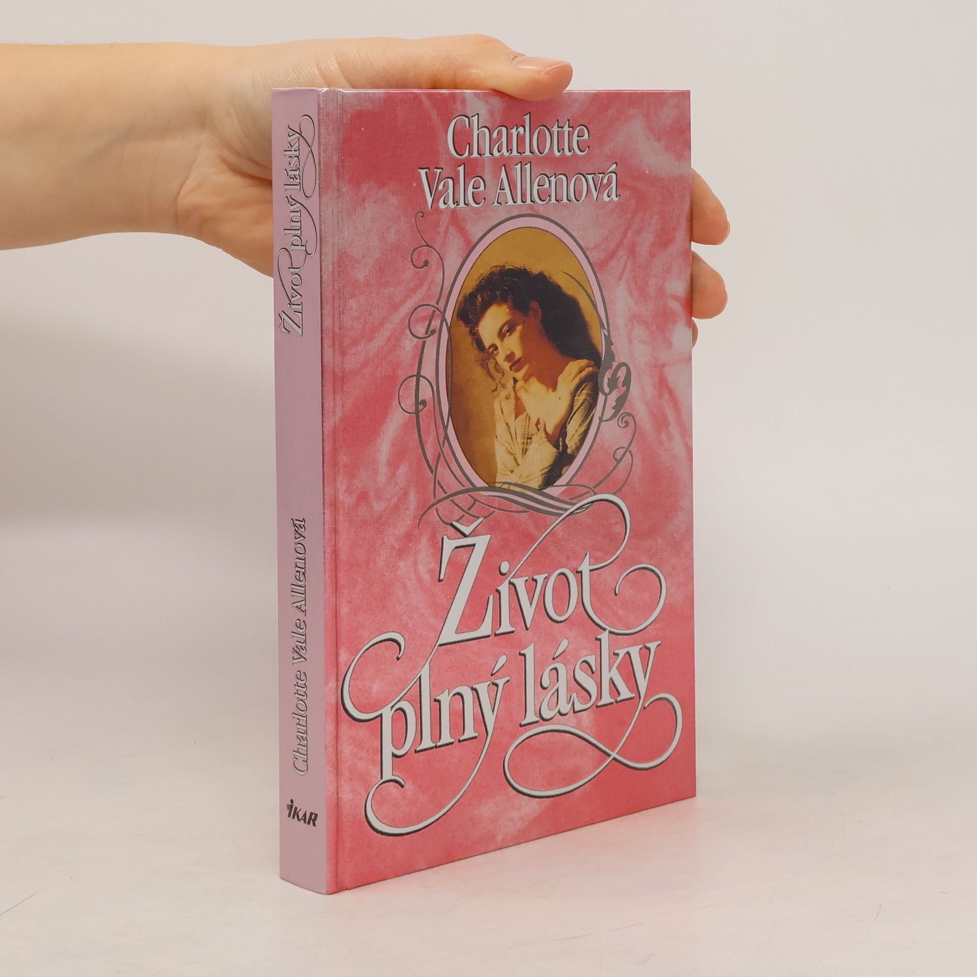 Charlotte Vale Allen Život plný lásky