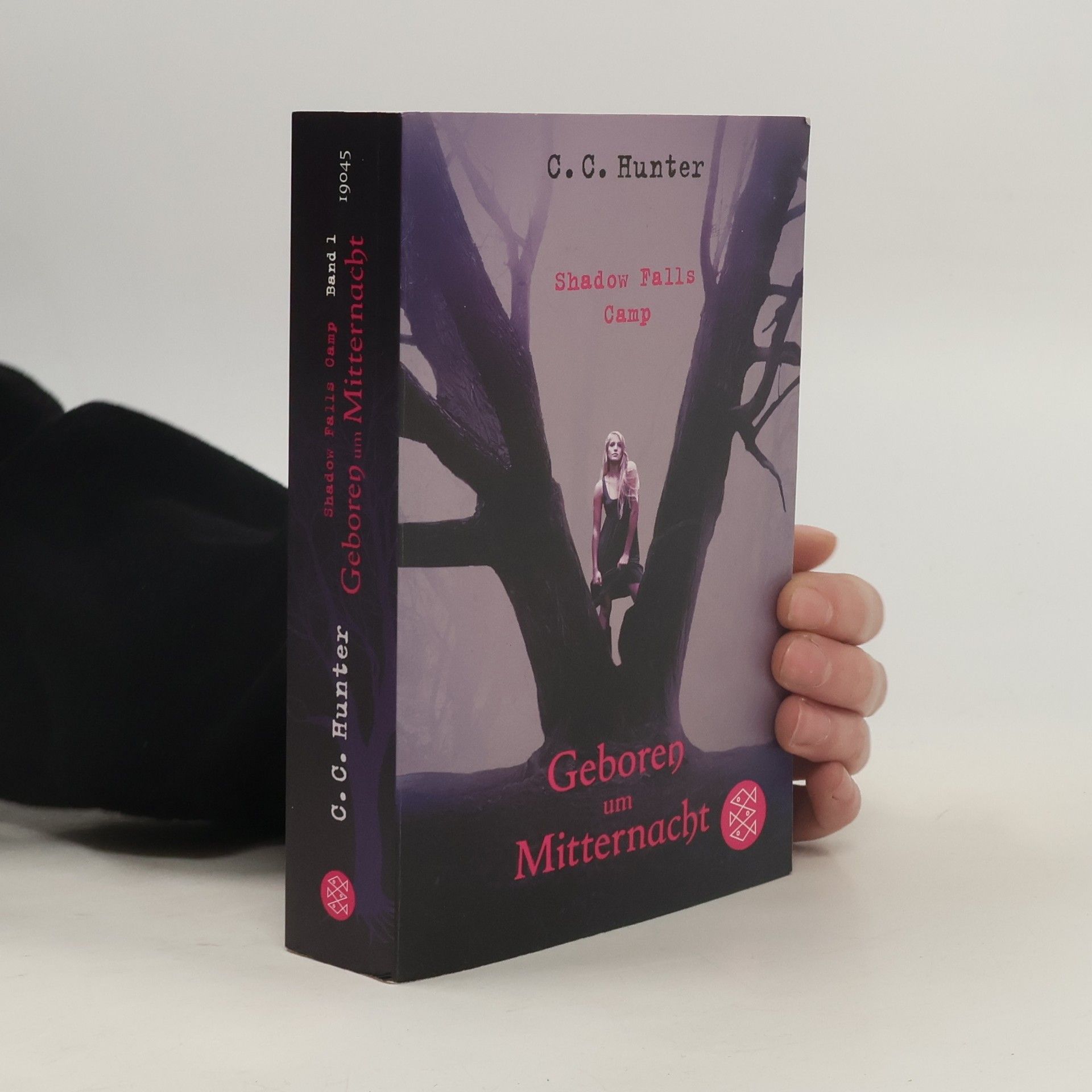 C.C. Hunter Geboren um MitternachtShadow Falls Camp