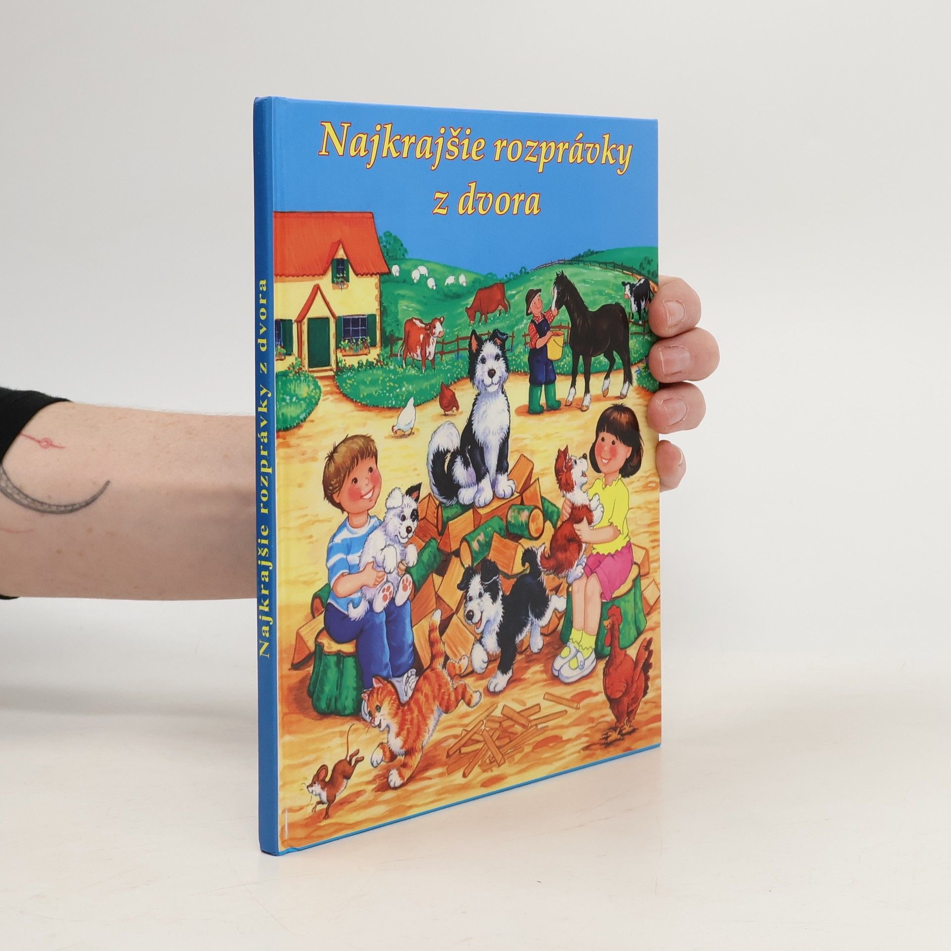 AA.VV. Najkrajšie rozprávky z dvora