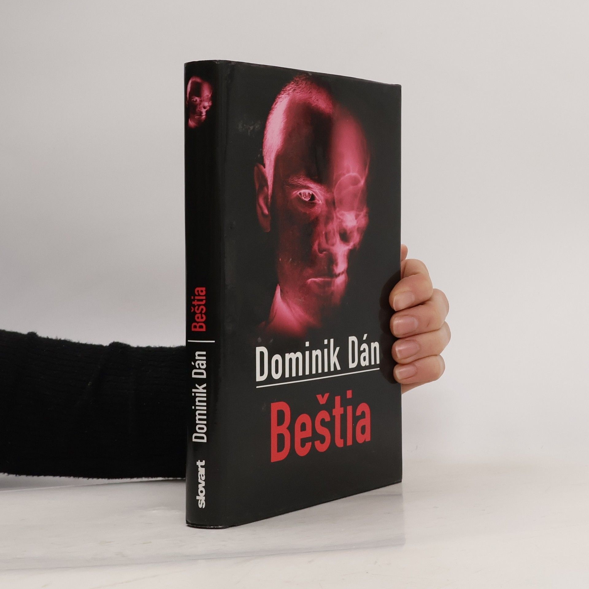 Dominik Dán Beštia