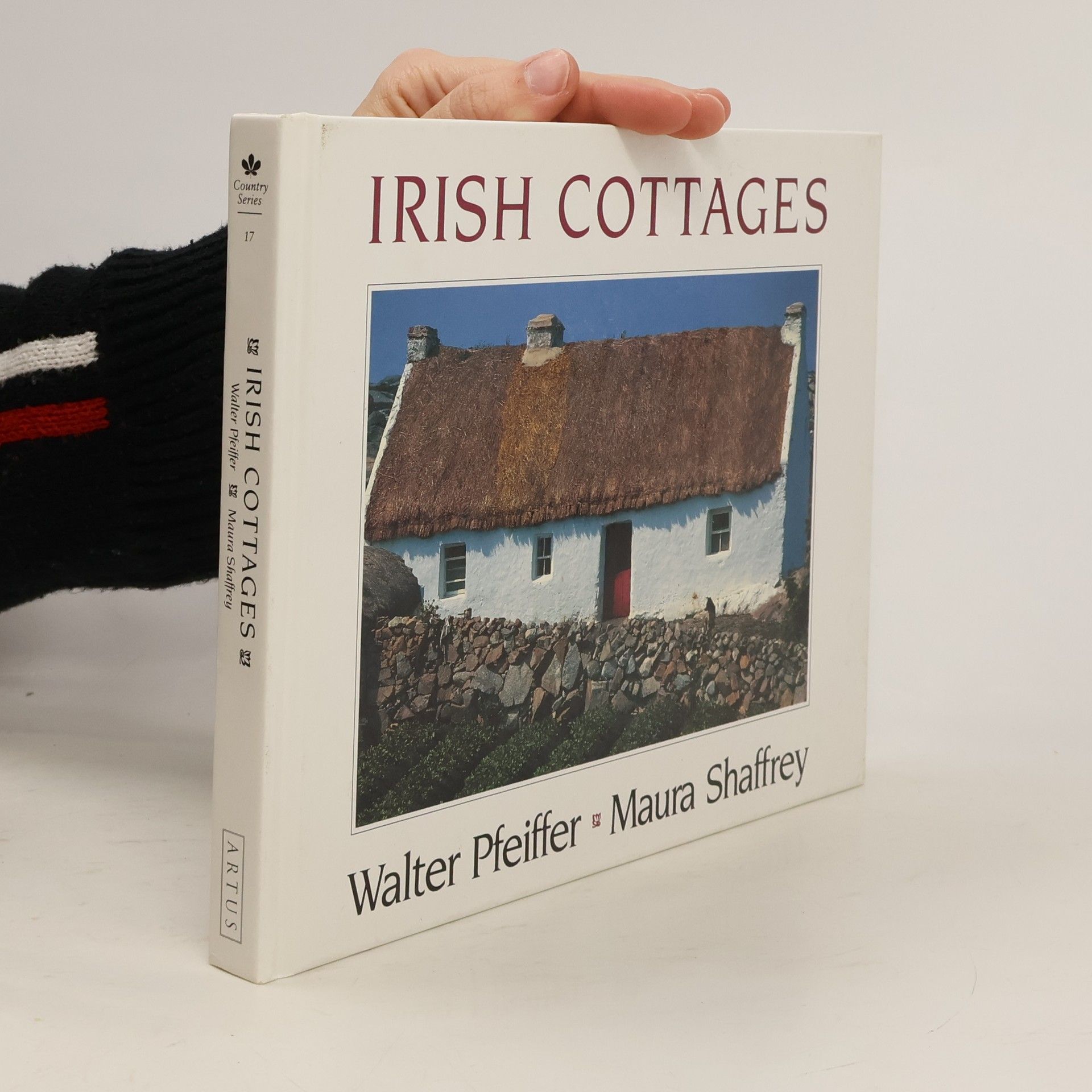 Maura Shaffrey Irish Cottages
