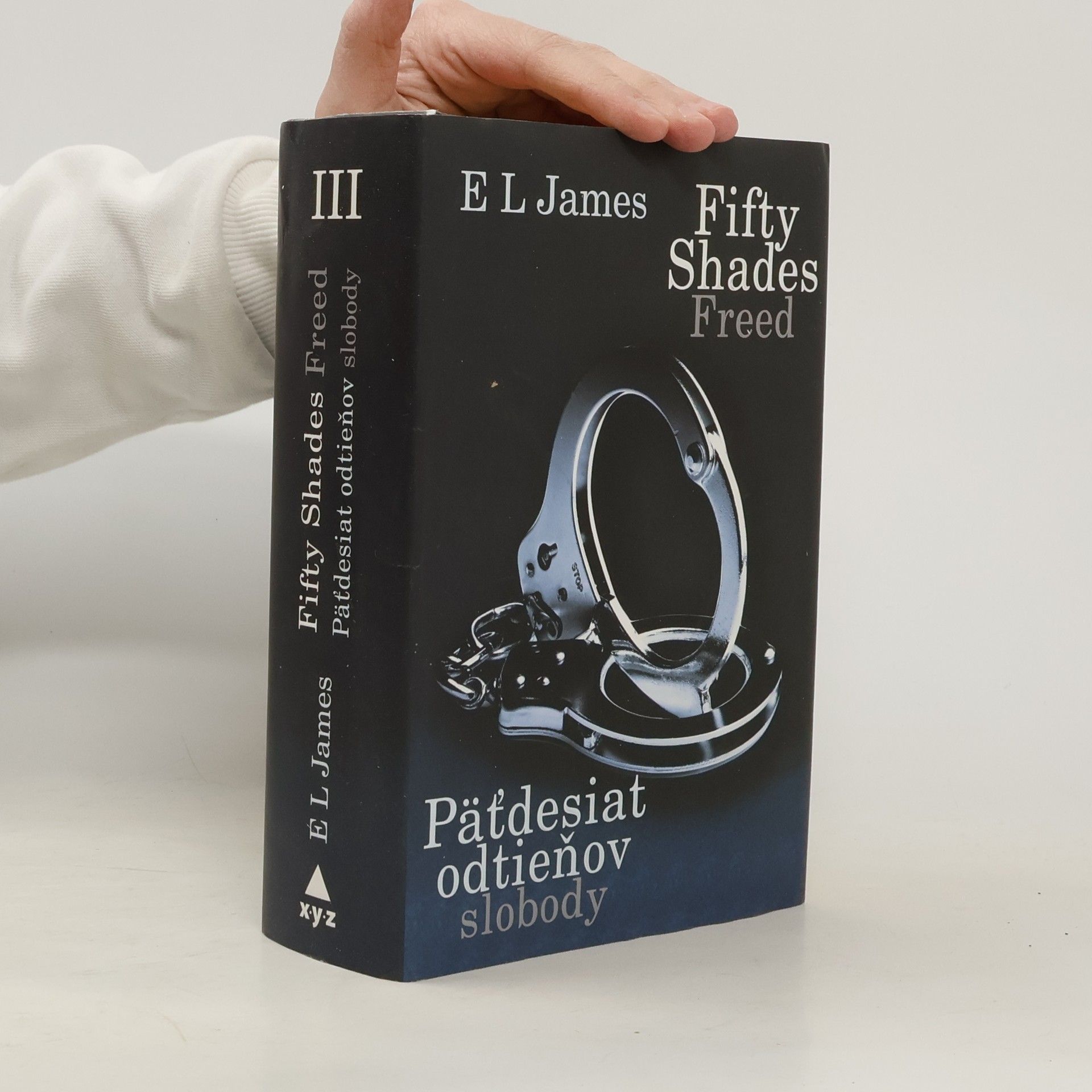 E L James Päťdesiat odtieňov slobody