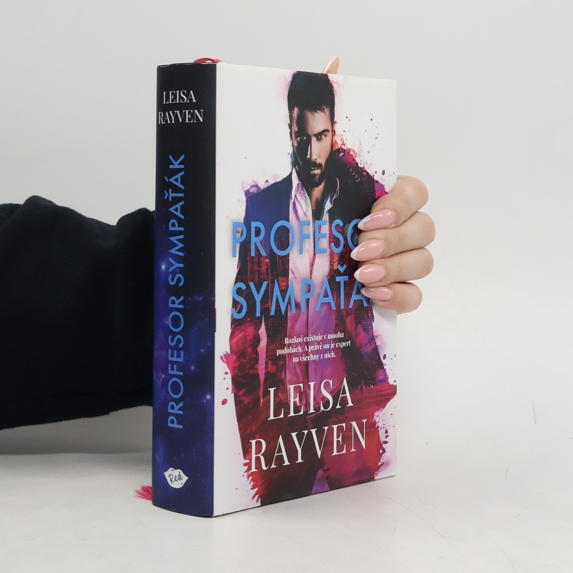 Leisa Rayven Profesor Sympaťák