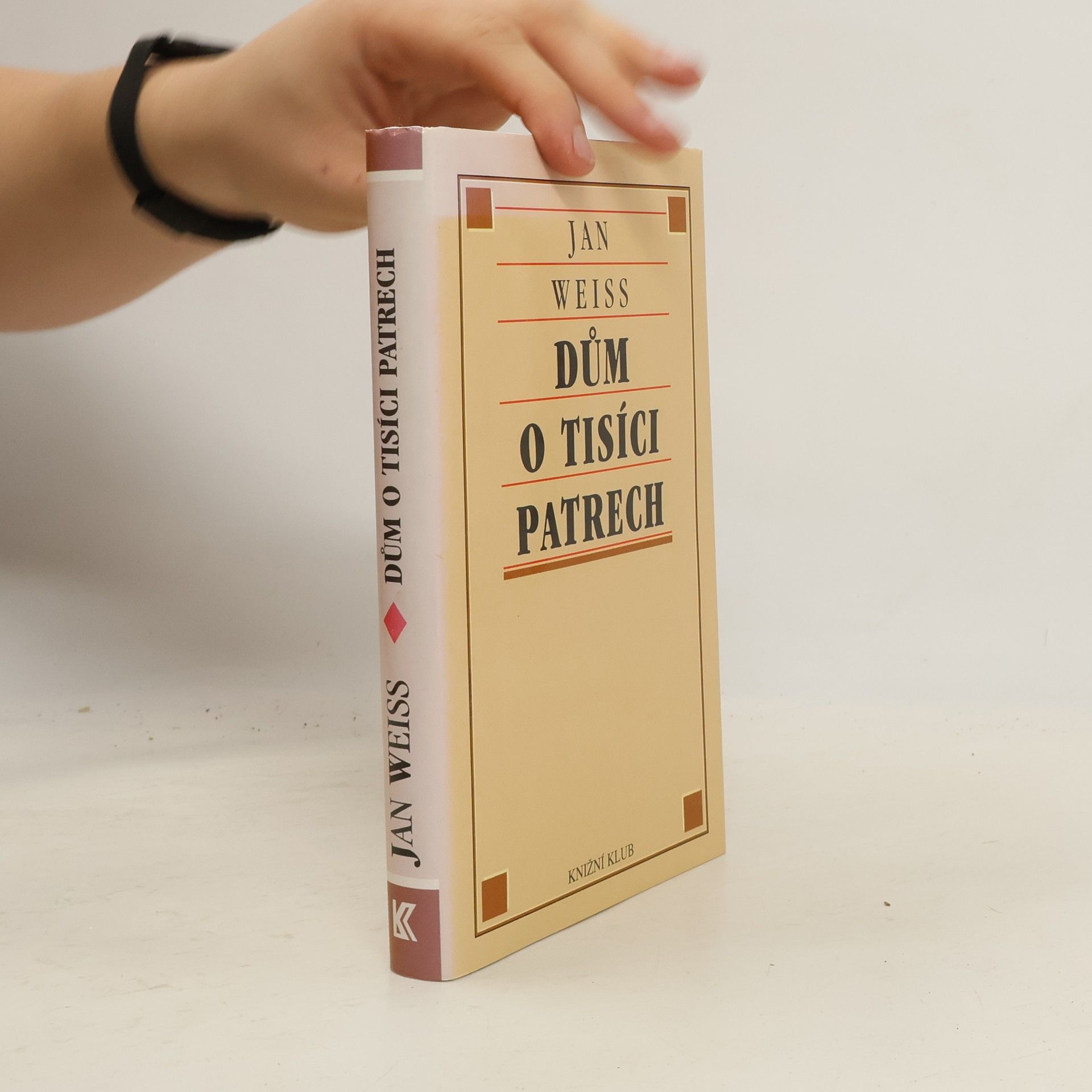 Jan Weiss Dům o tisíci patrech