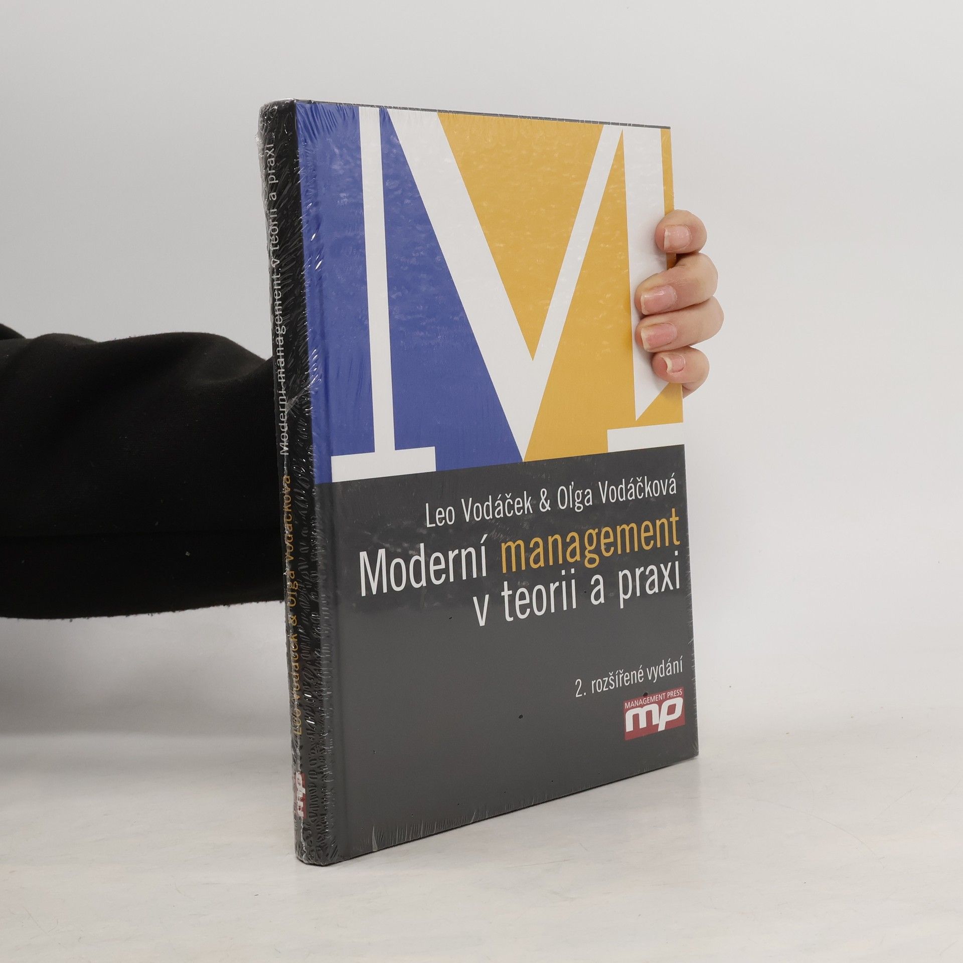 Moderní management v teorii a praxi