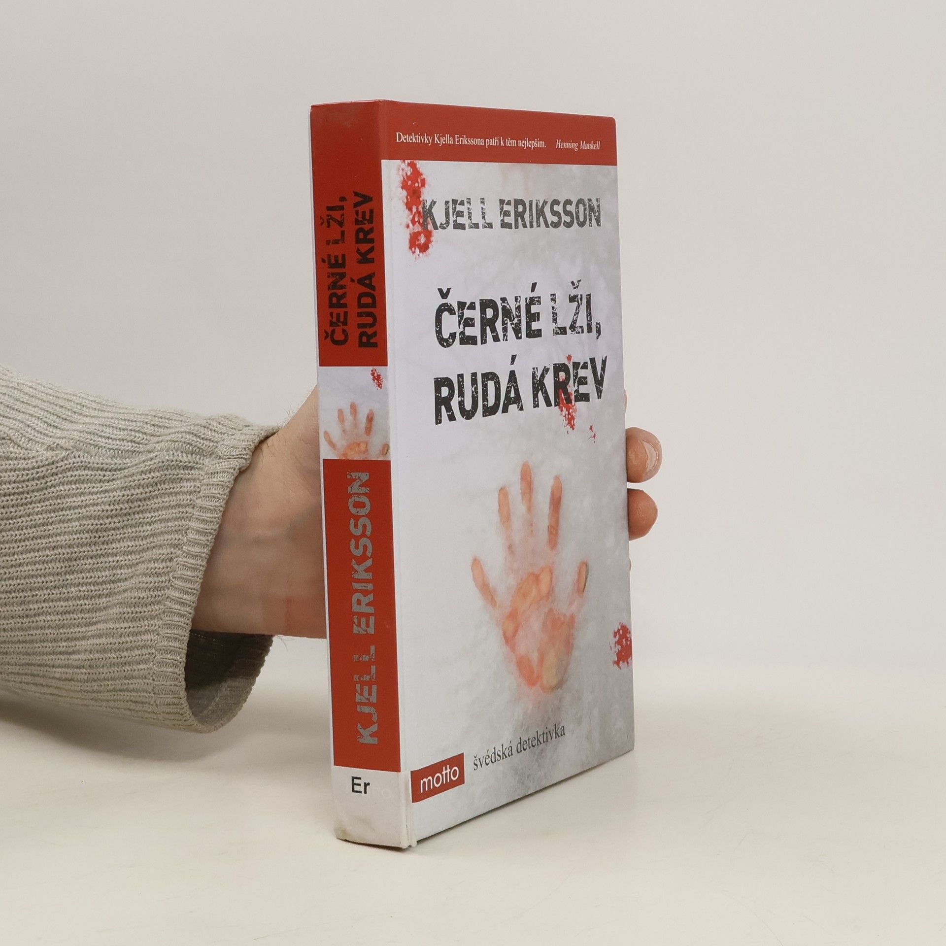 Kjell Eriksson Černé lži, rudá krev