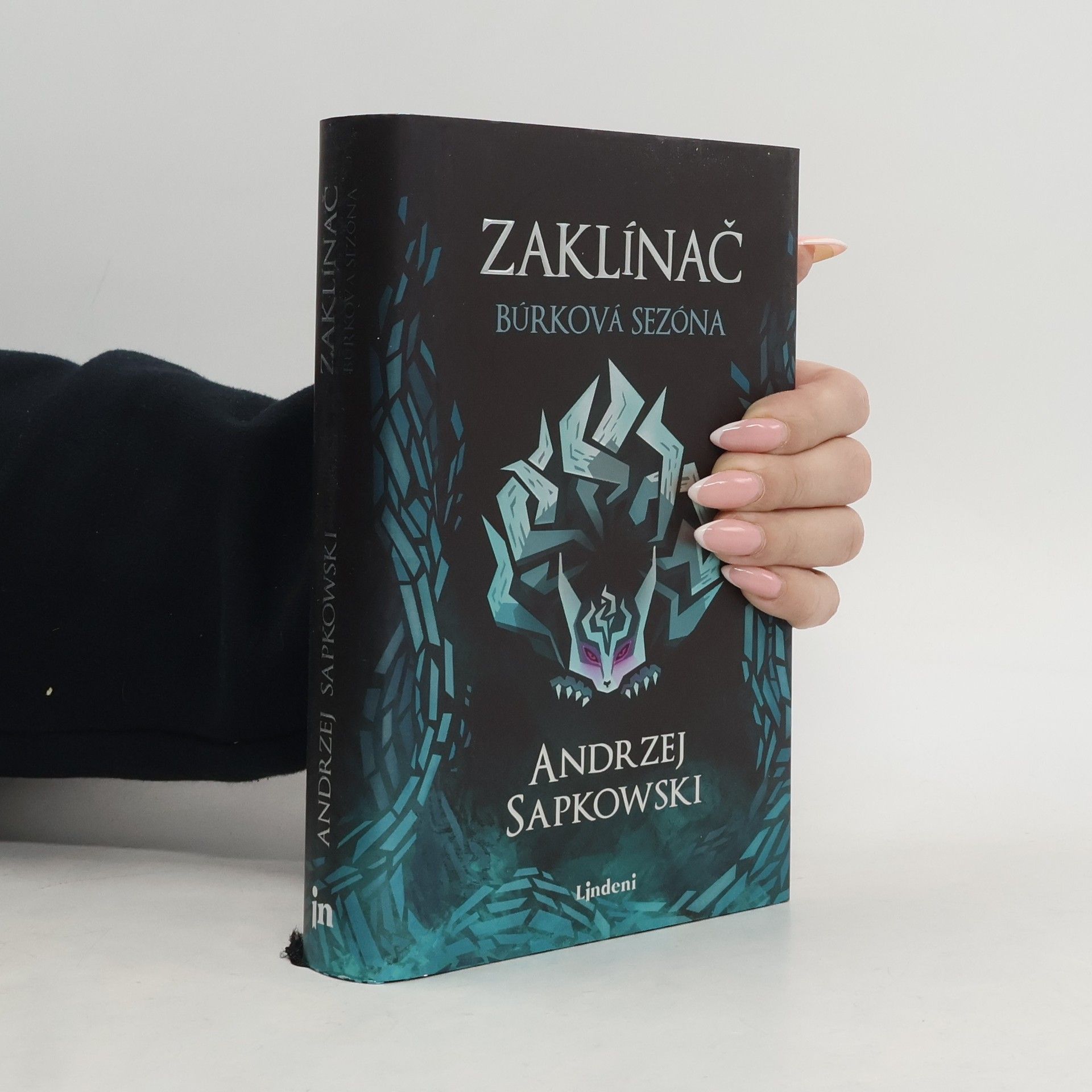 Andrzej Sapkowski Búrková sezóna