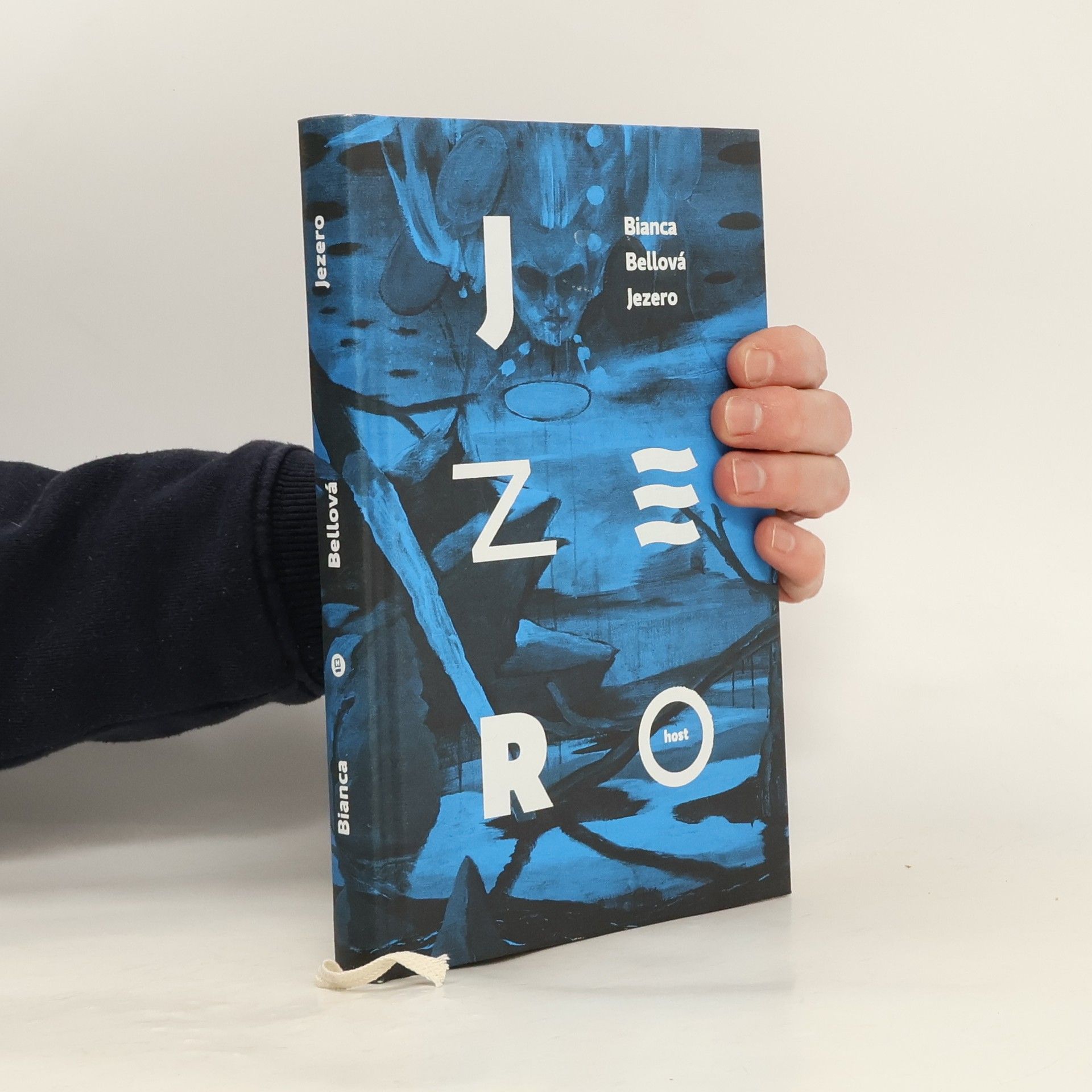 Bianca Bellová Jezero