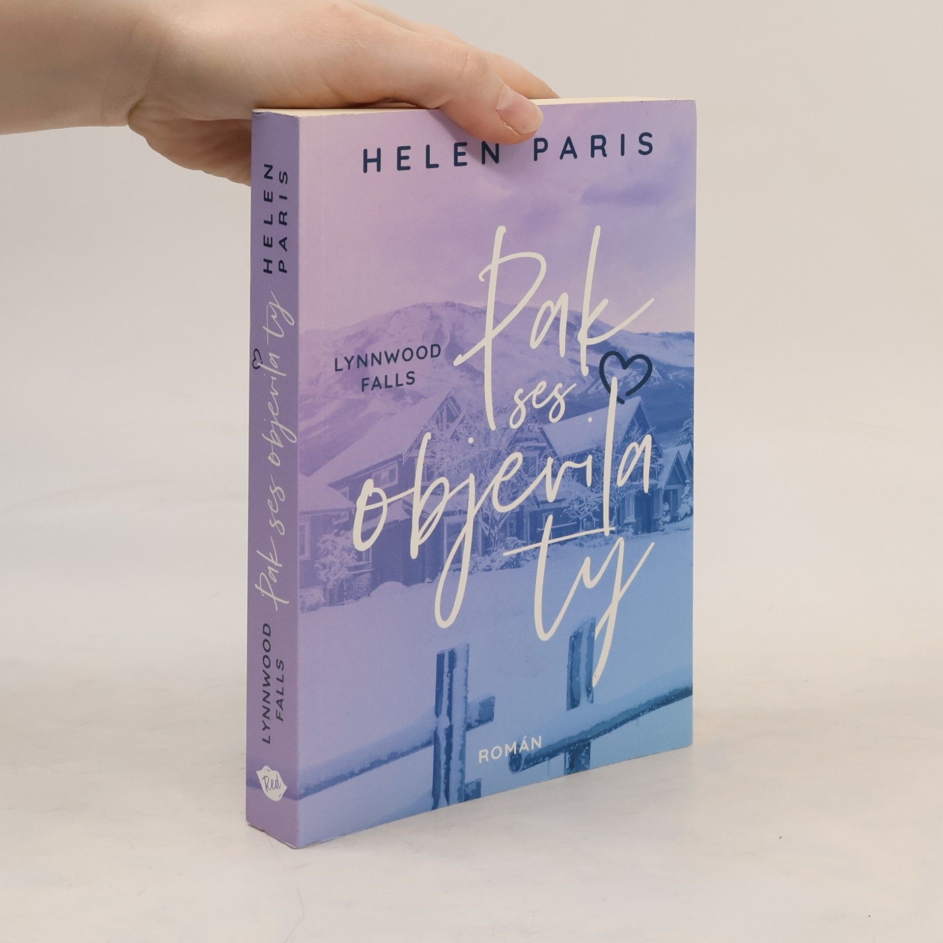 Helen Paris Pak ses objevila ty
