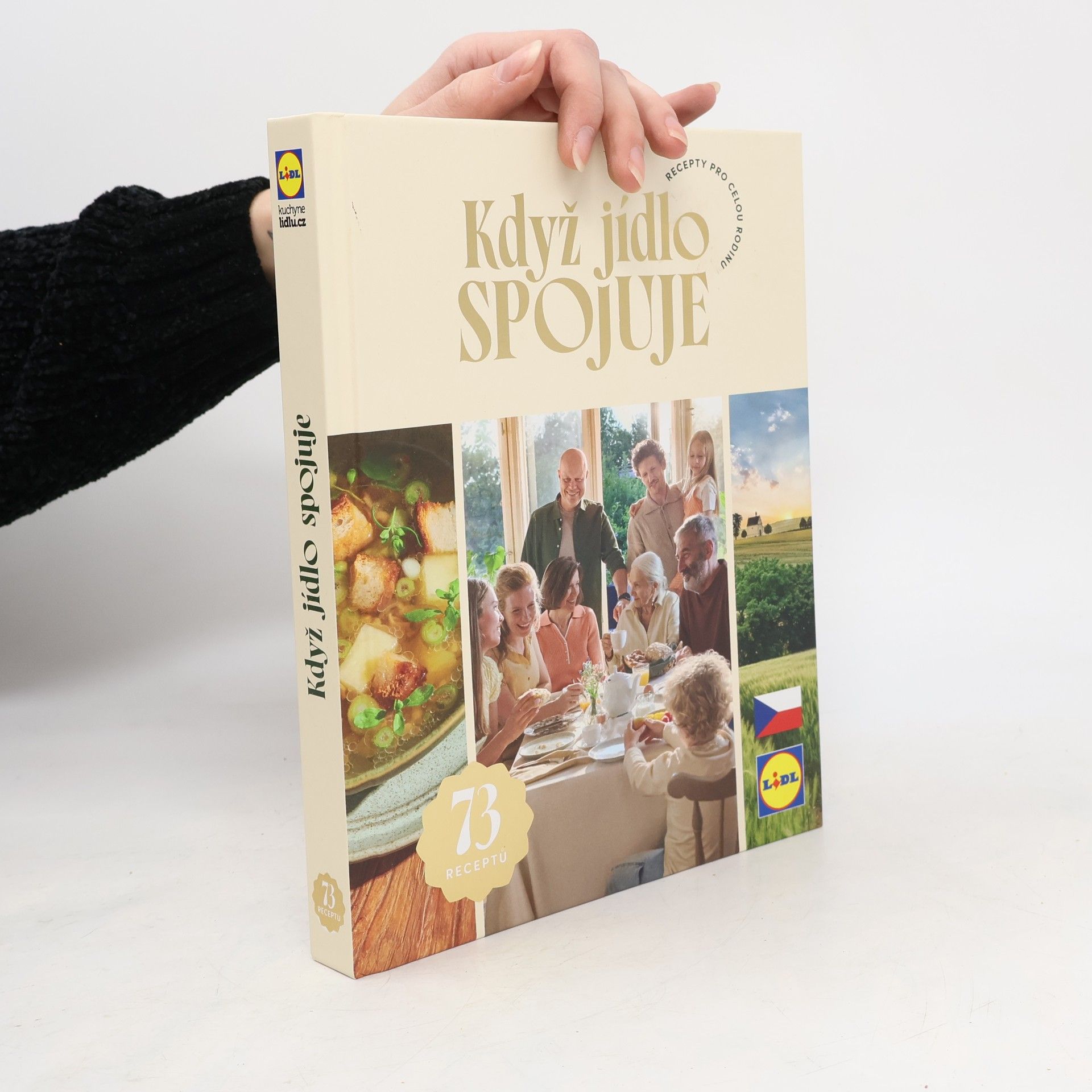 AA.VV. Když jídlo spojuje