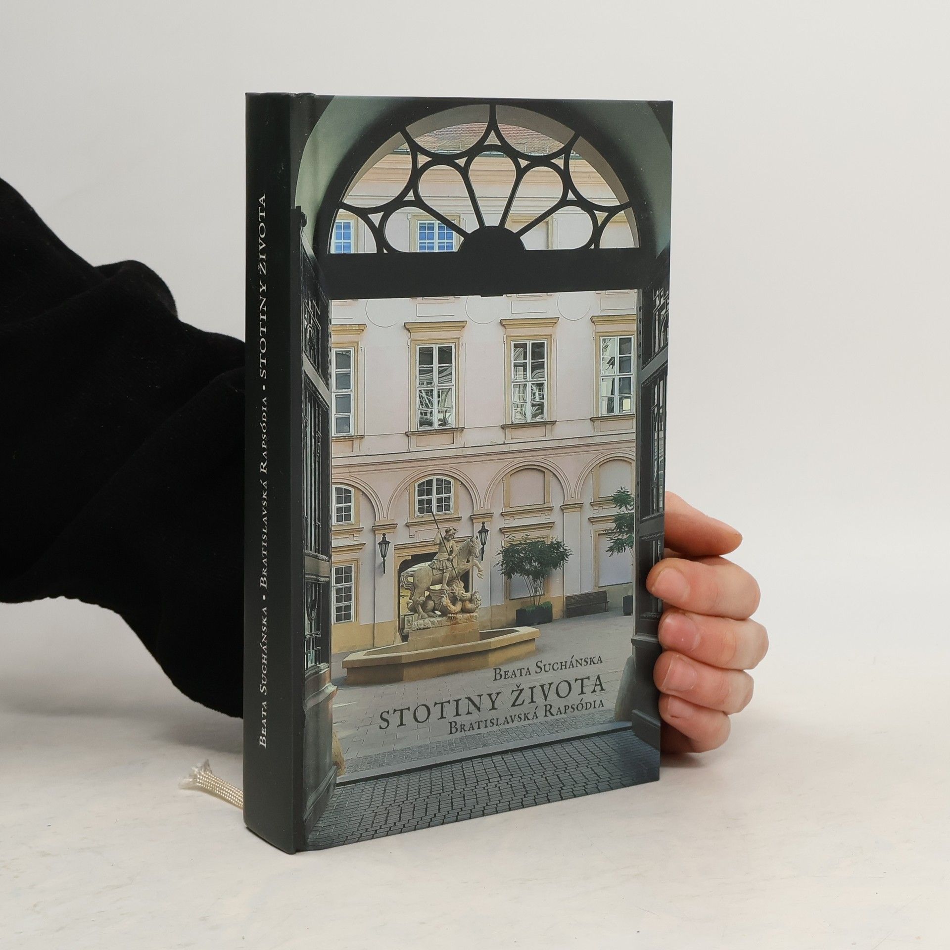 Beata Suchánska Stotiny života. Bratislavská rapsódia