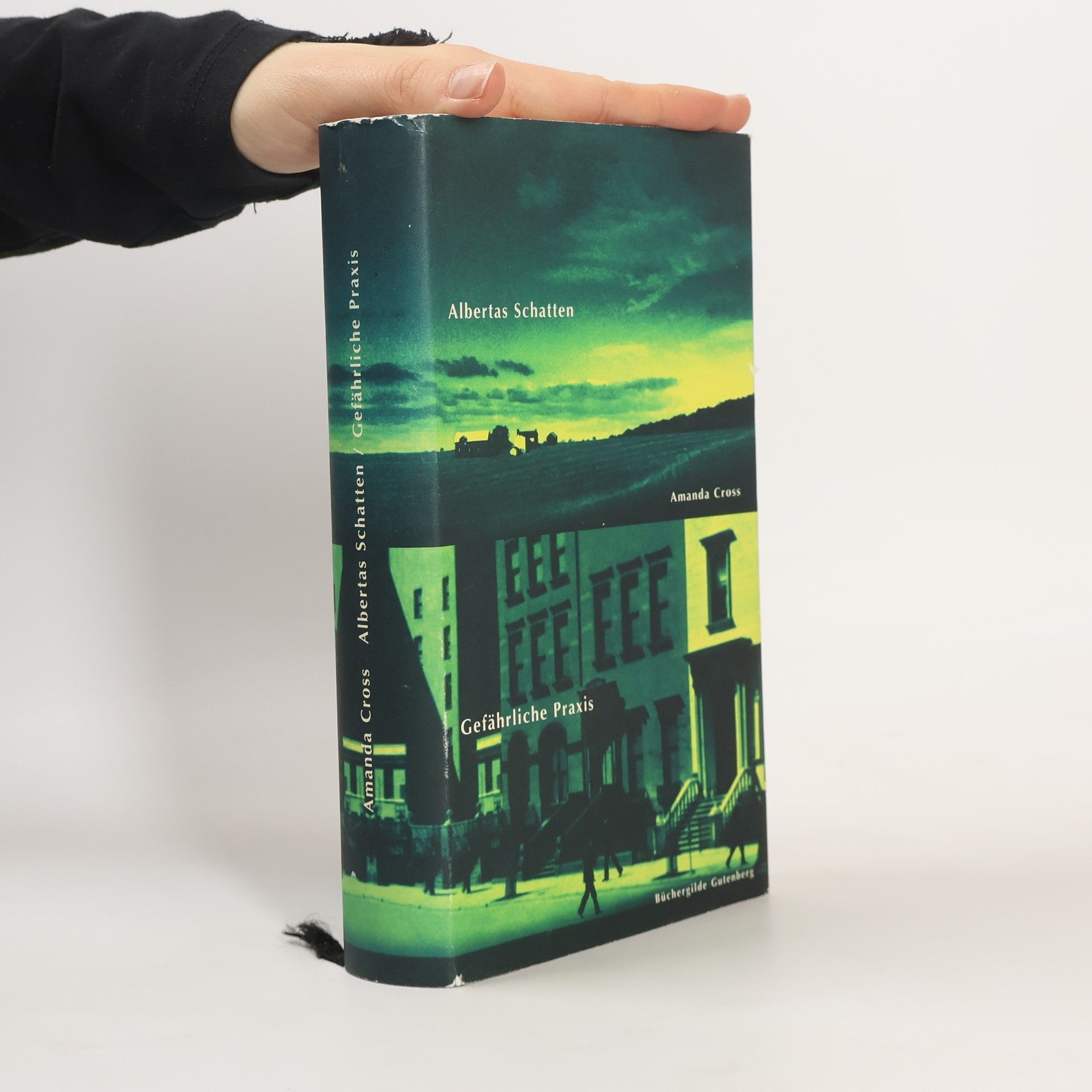 Amanda Cross Albertas Schatten