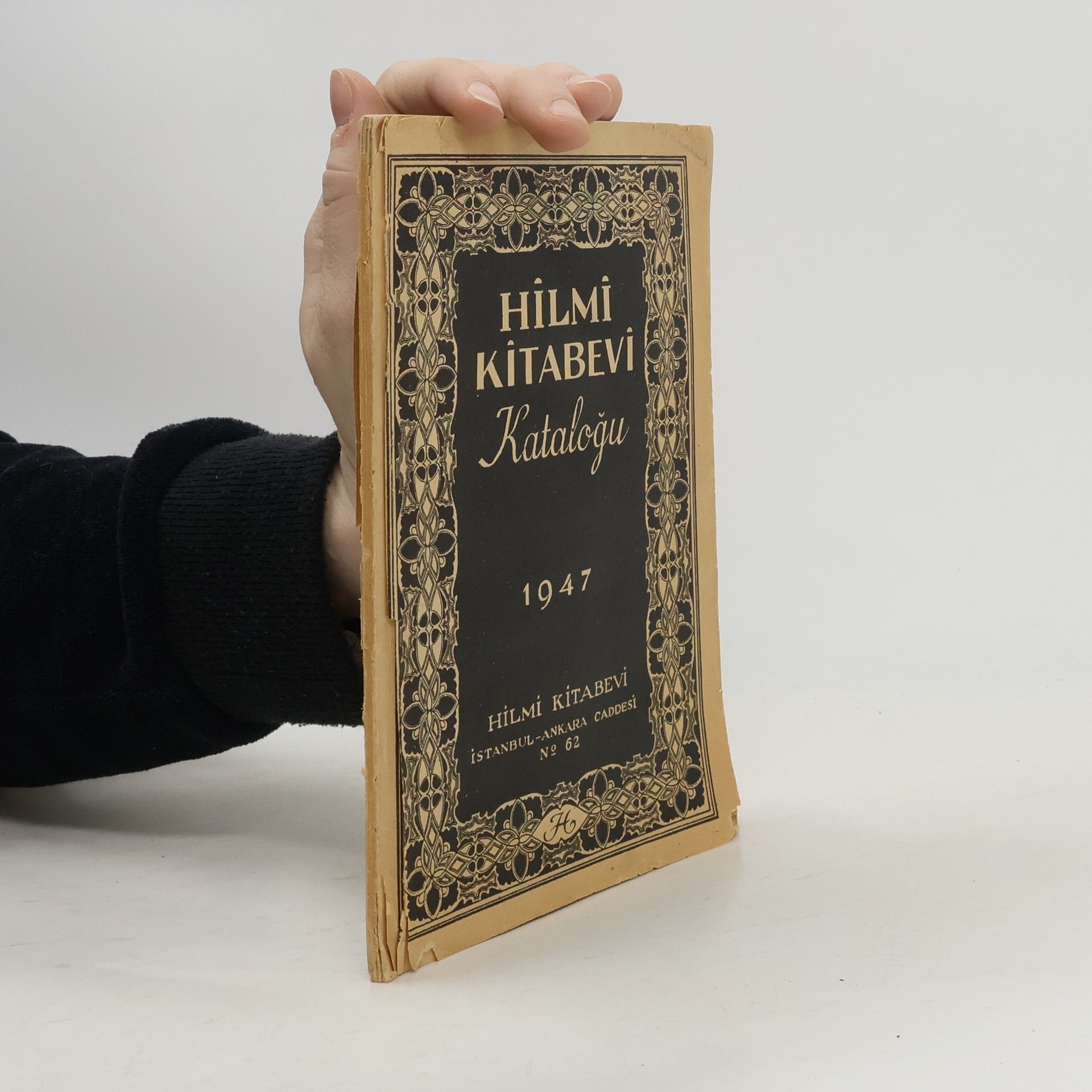 Kolektív autorov Hilmi kitabevi katalogu