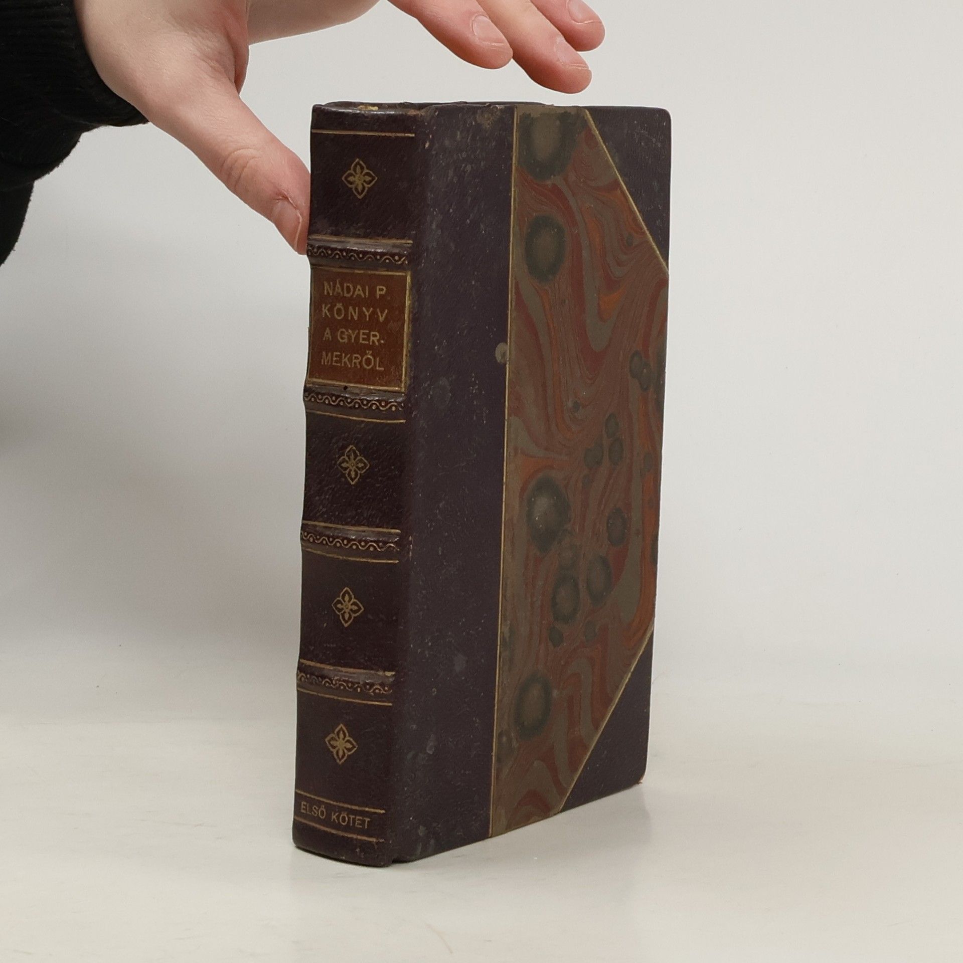 P. Nádai Könyv a gyermekröl