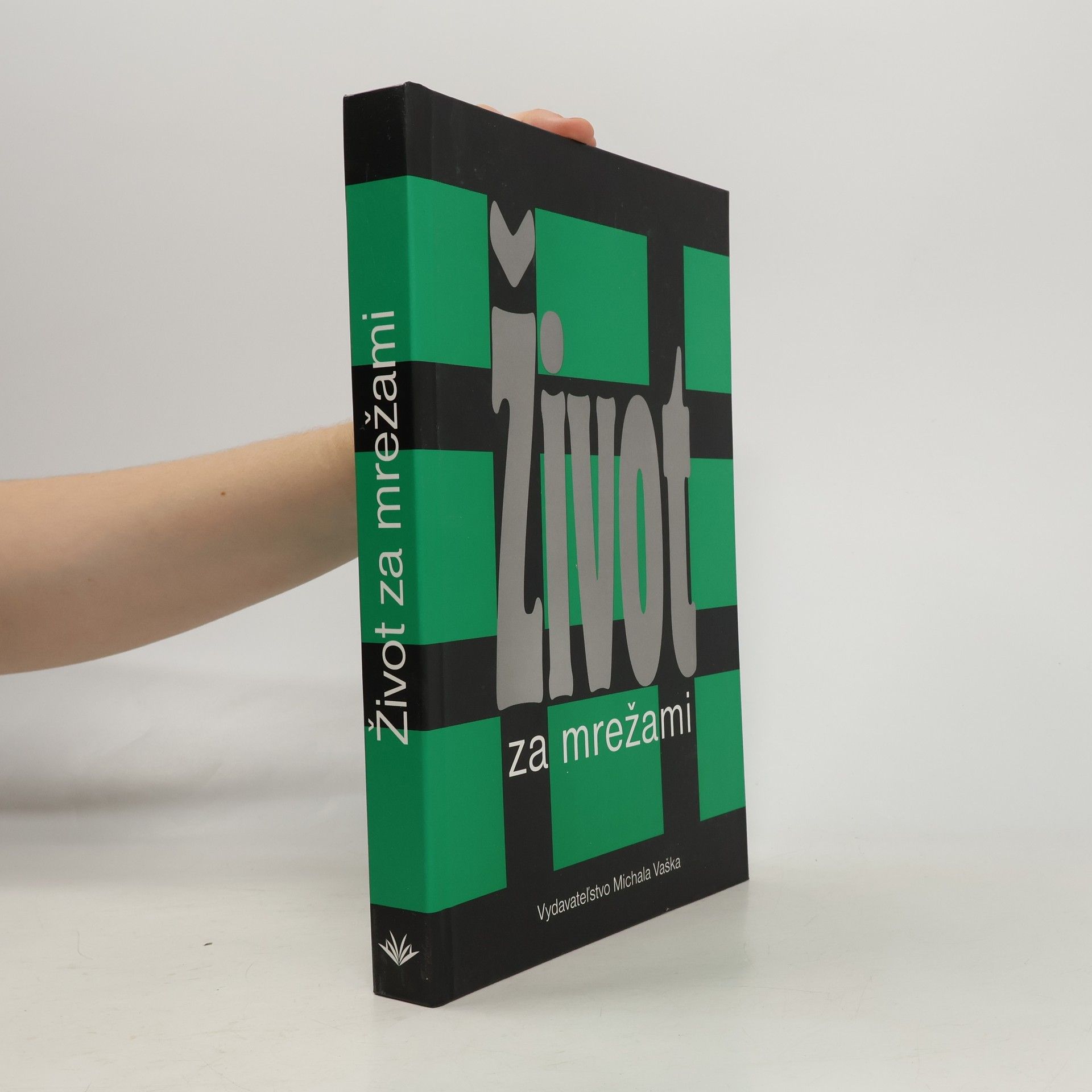 Stanislav Dzurjanin Život za mrežami