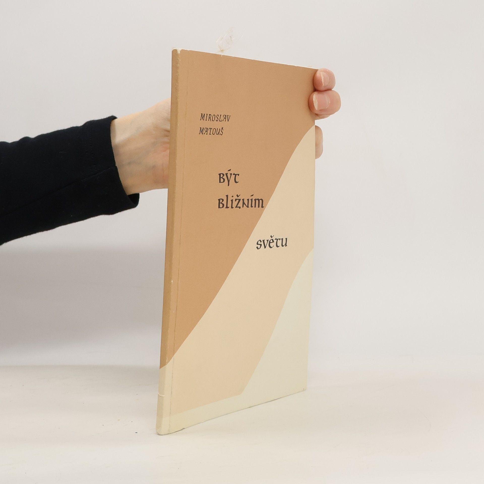 Být bližním světu