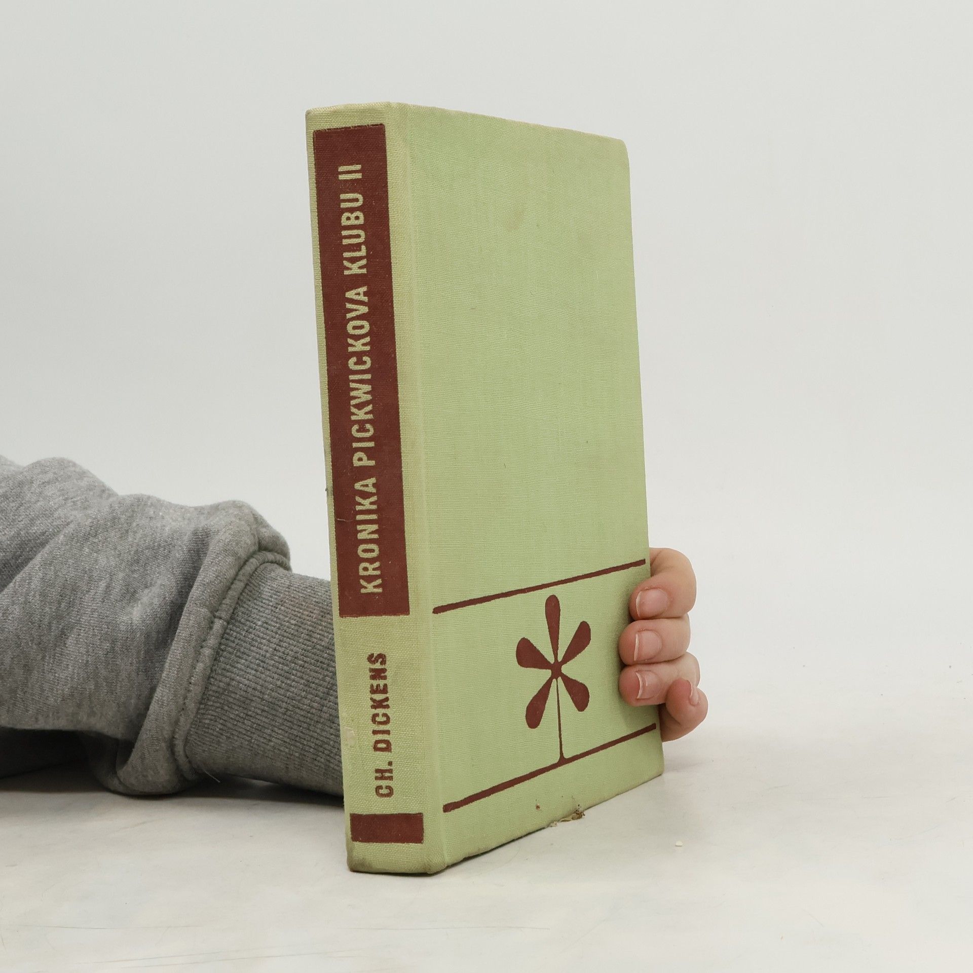 Charles Dickens Kronika Pickwickova klubu II