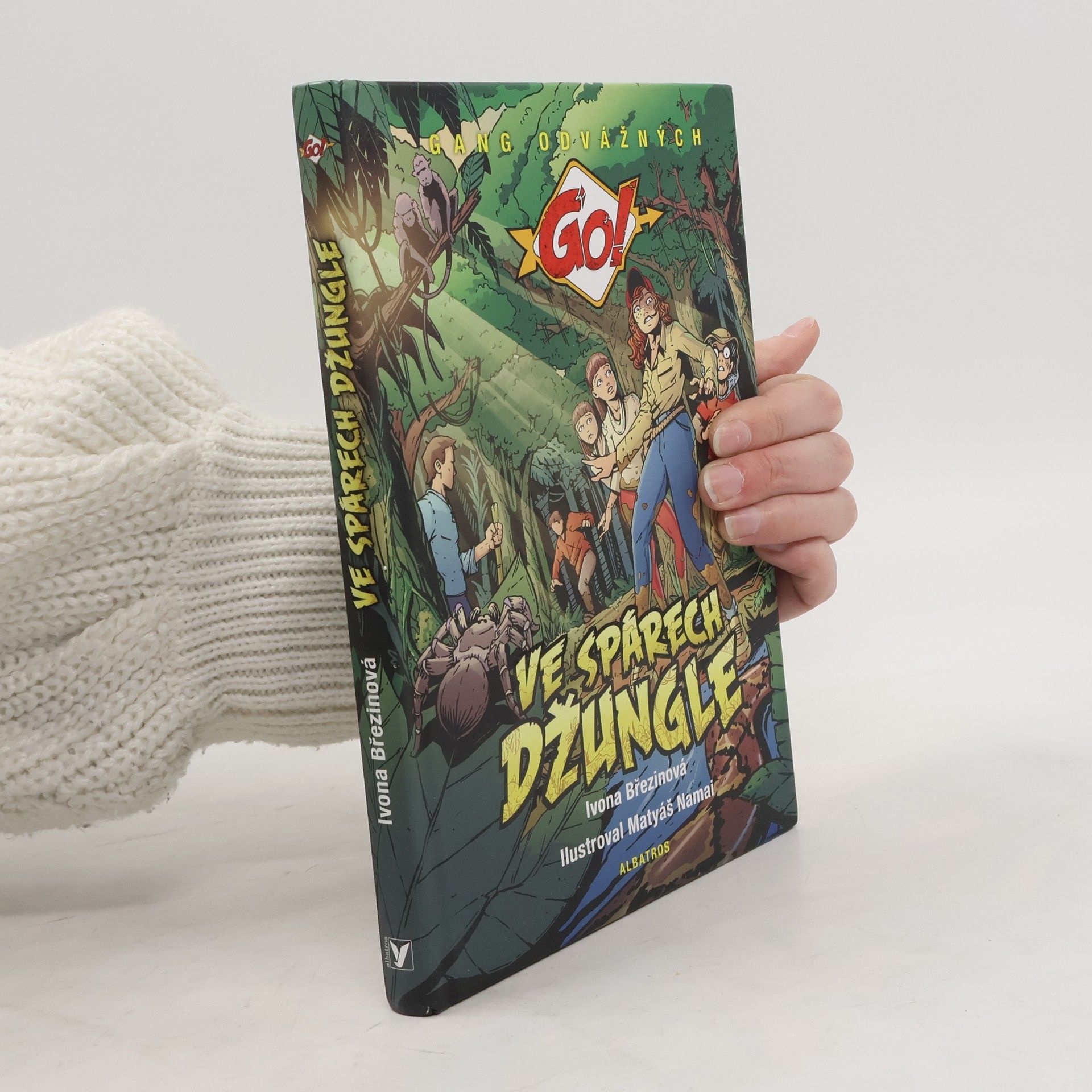 Ve spárech džungle