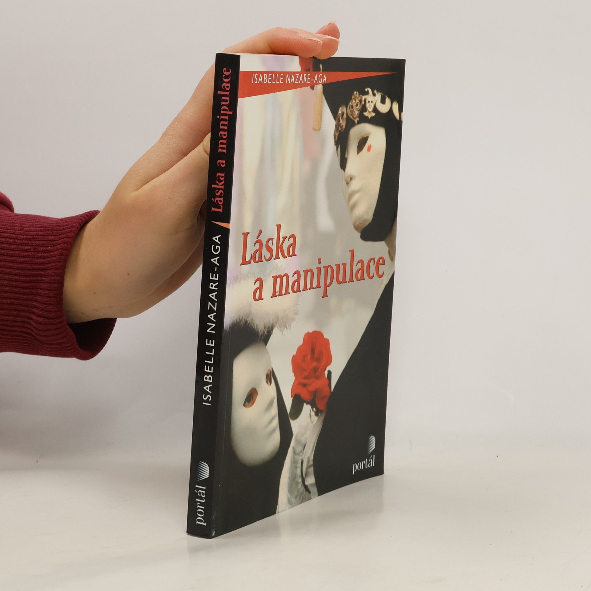 Isabelle Nazare-Aga Láska a manipulace