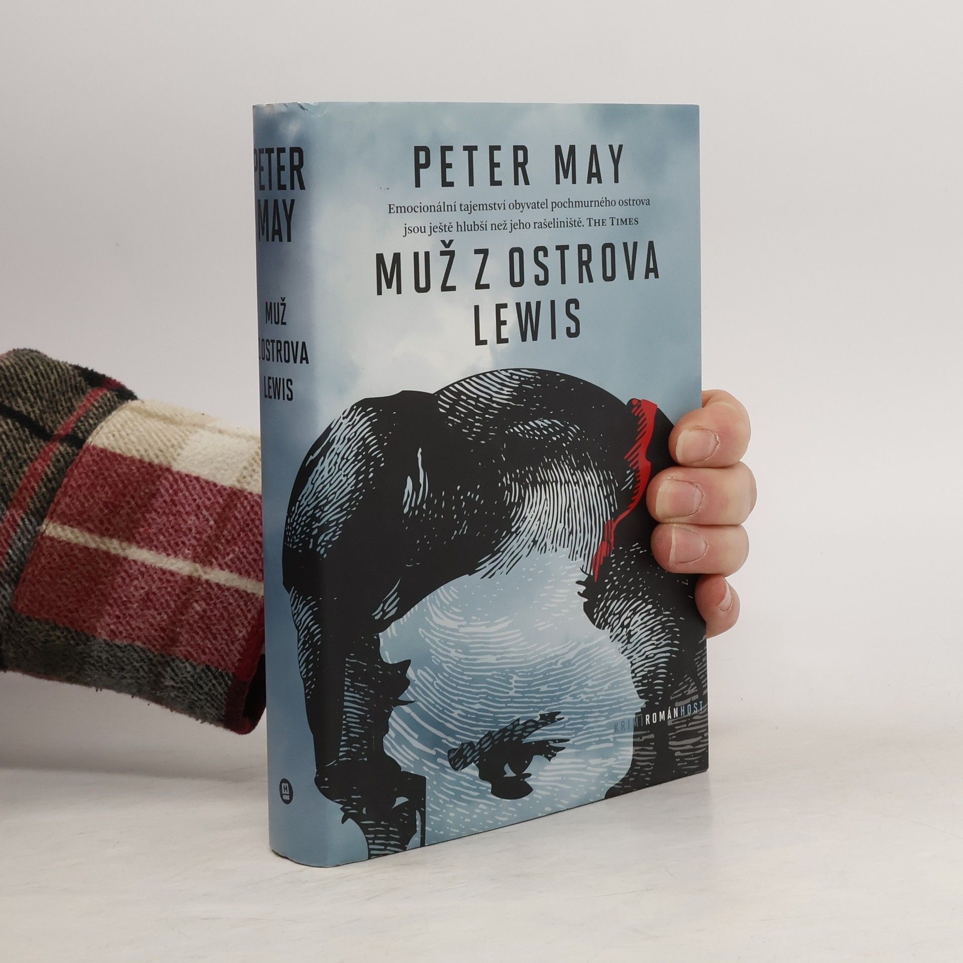 Peter May Muž z ostrova Lewis