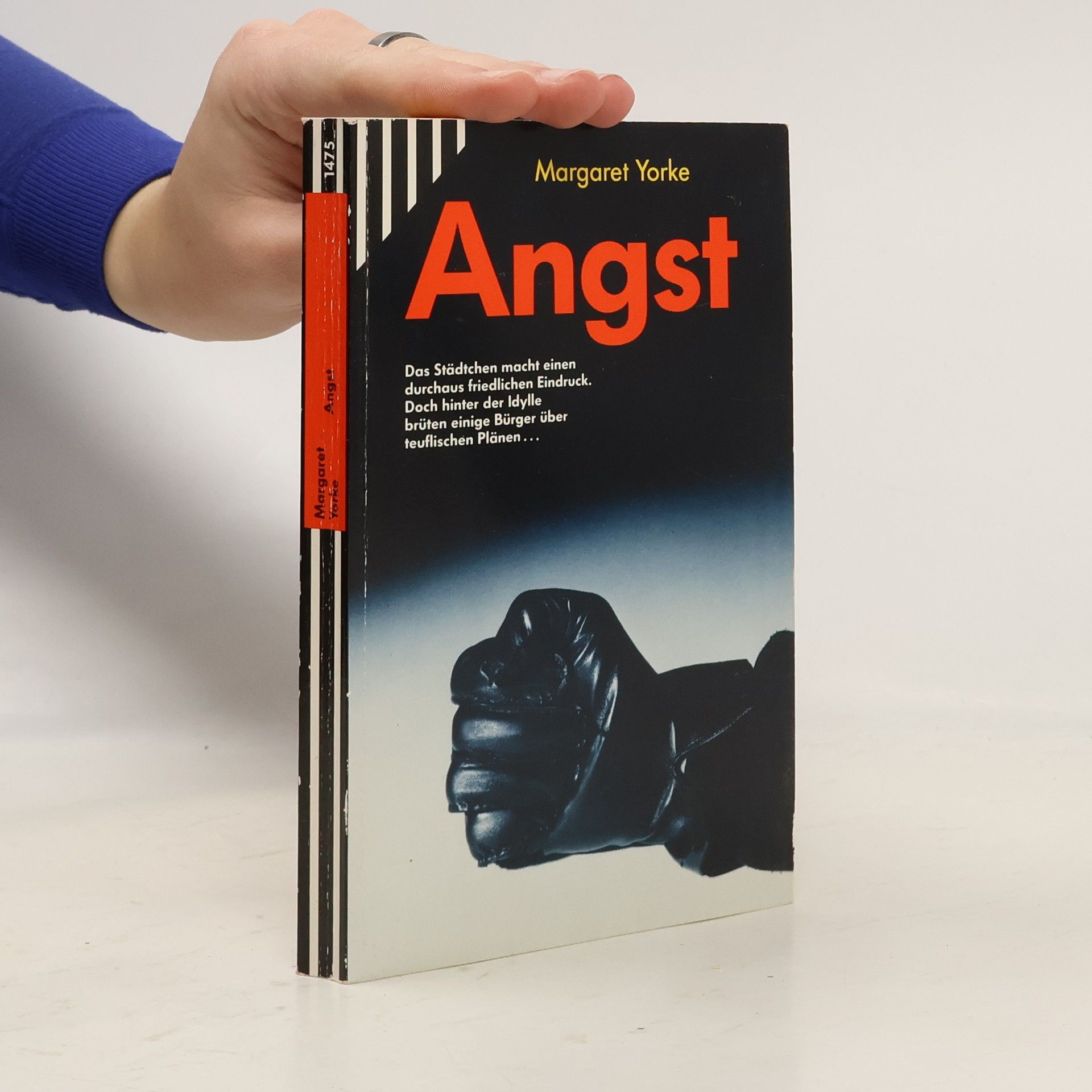 Margaret Yorke Angst