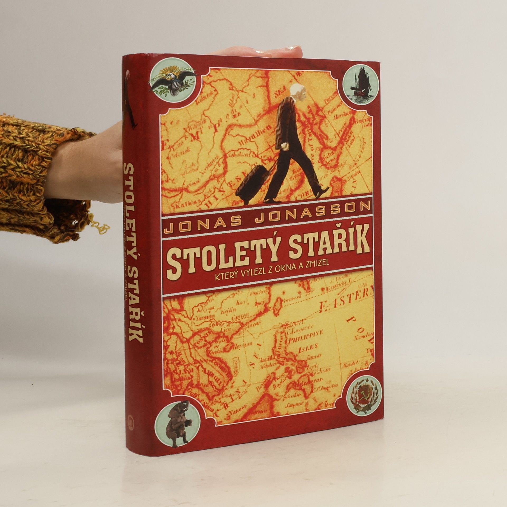 Jonas Jonasson Stoletý stařík, který vylezl z okna a zmizel