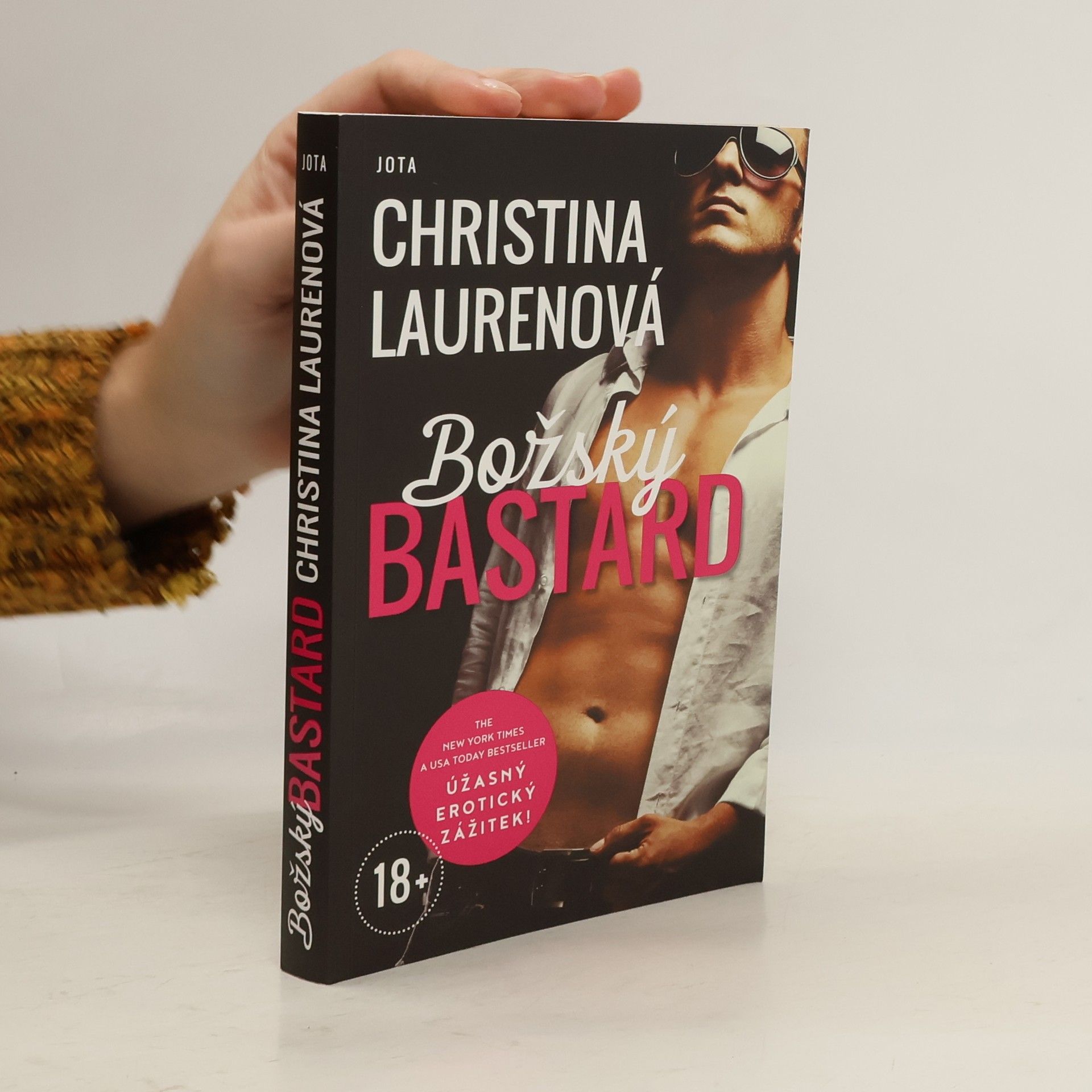 Christina Lauren Božský bastard