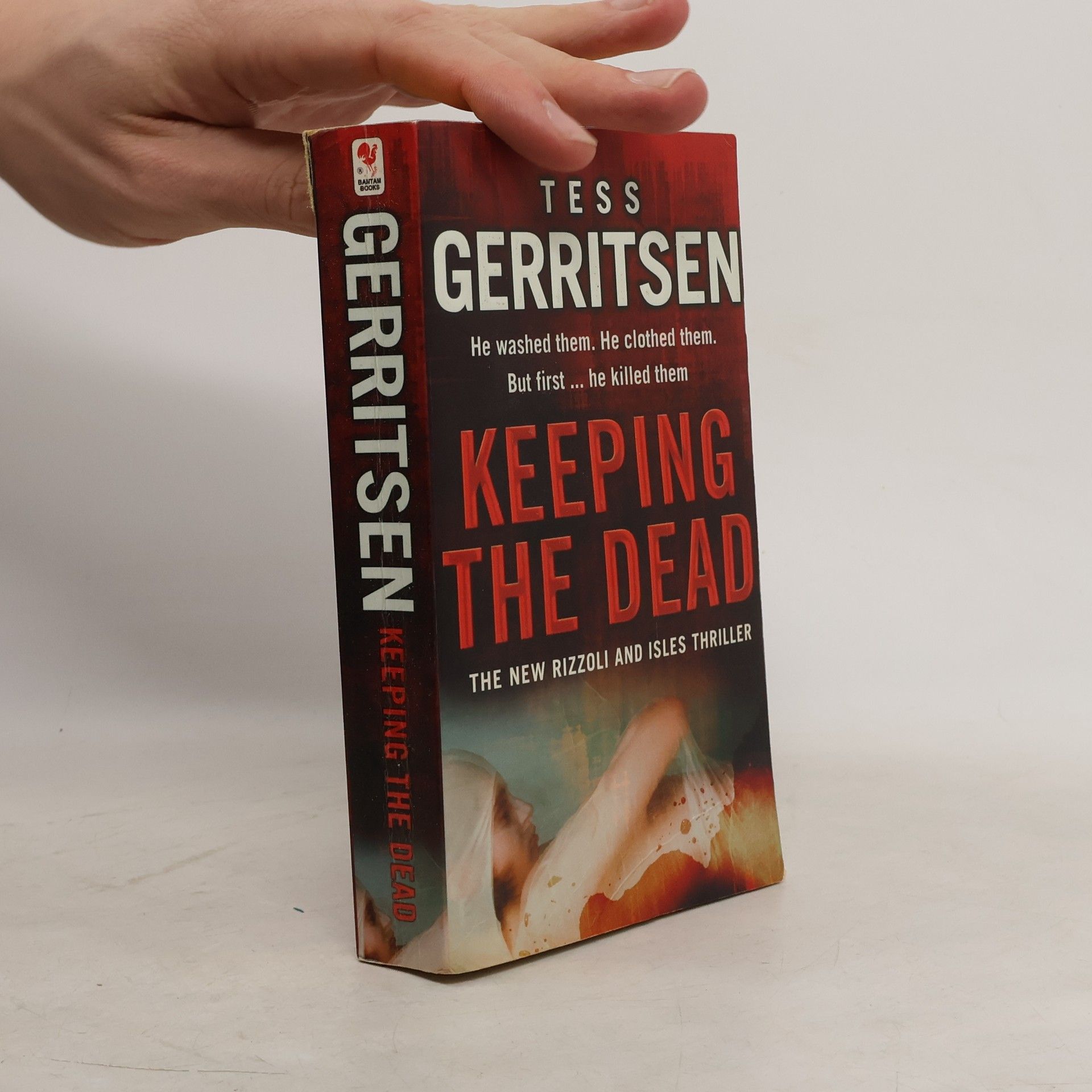 Tess Gerritsen Keeping the Dead