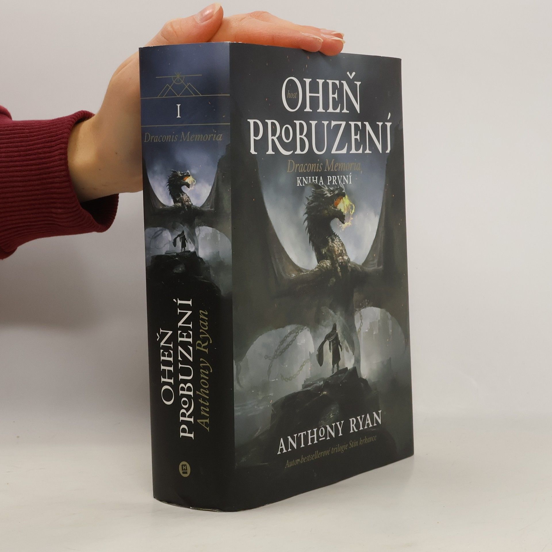 Anthony Ryan Oheň probuzení