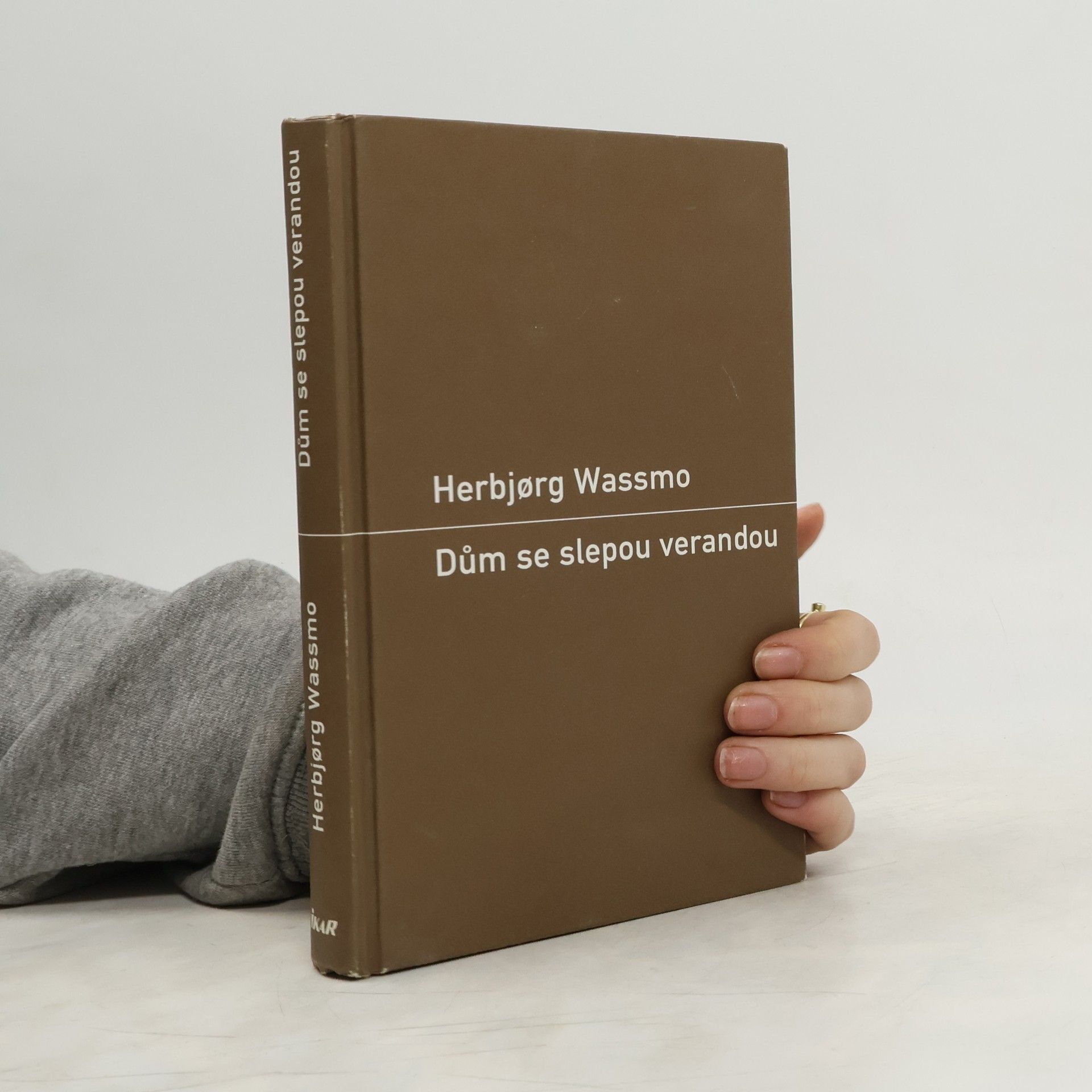 Dům se slepou verandou