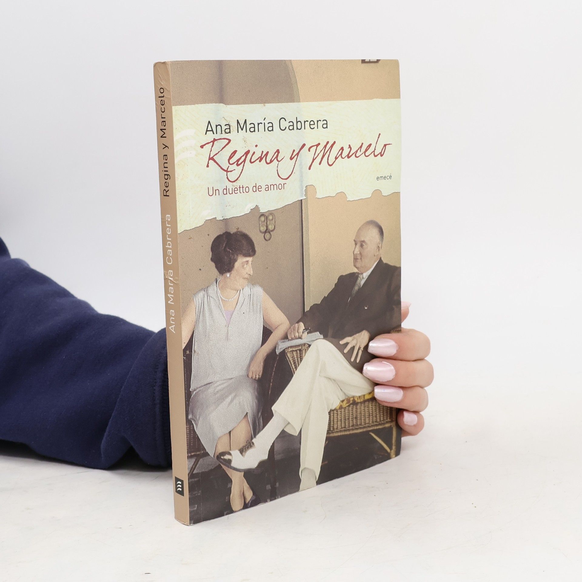 Ana María Cabrera Regina y Marcelo