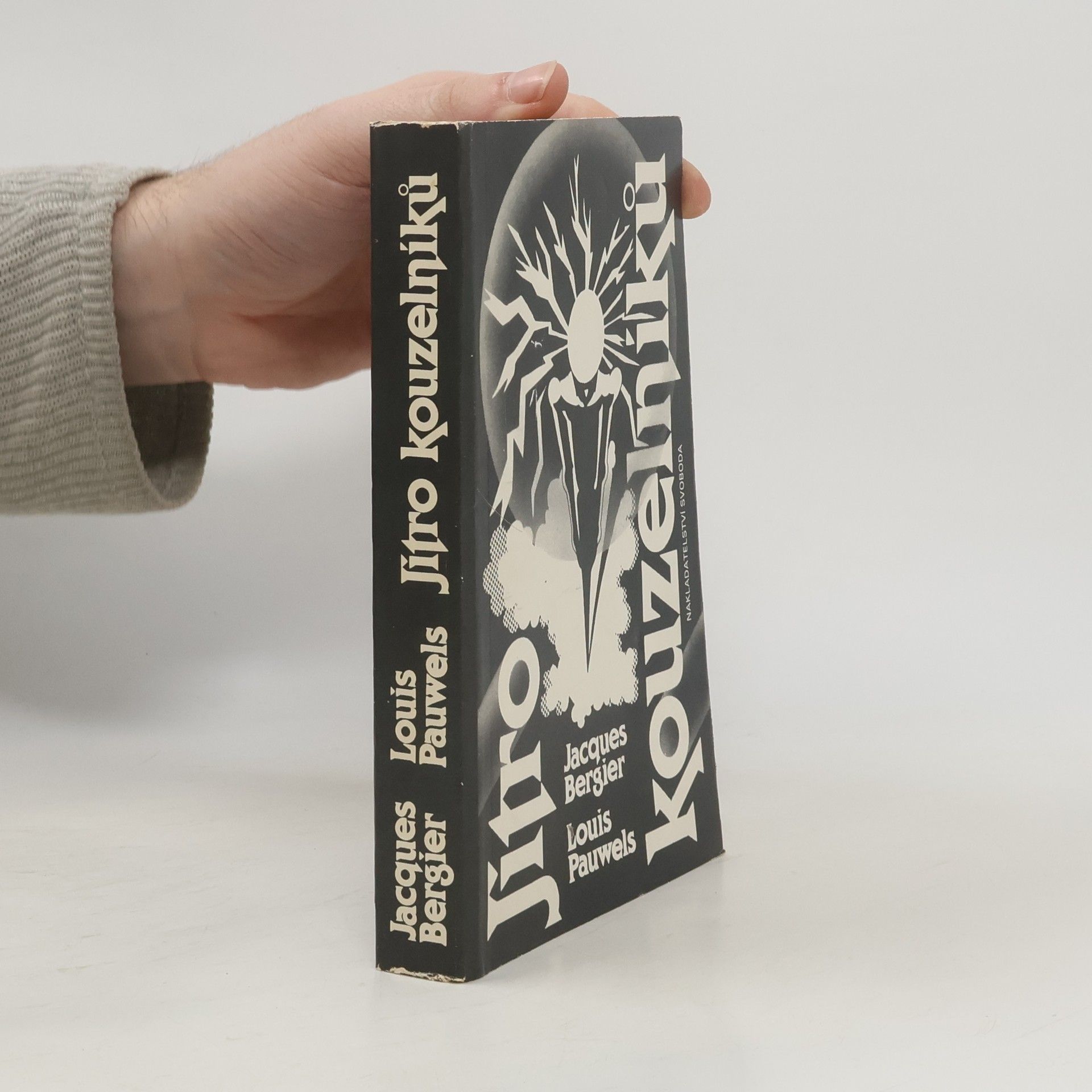 Louis Pauwels Jitro kouzelníků